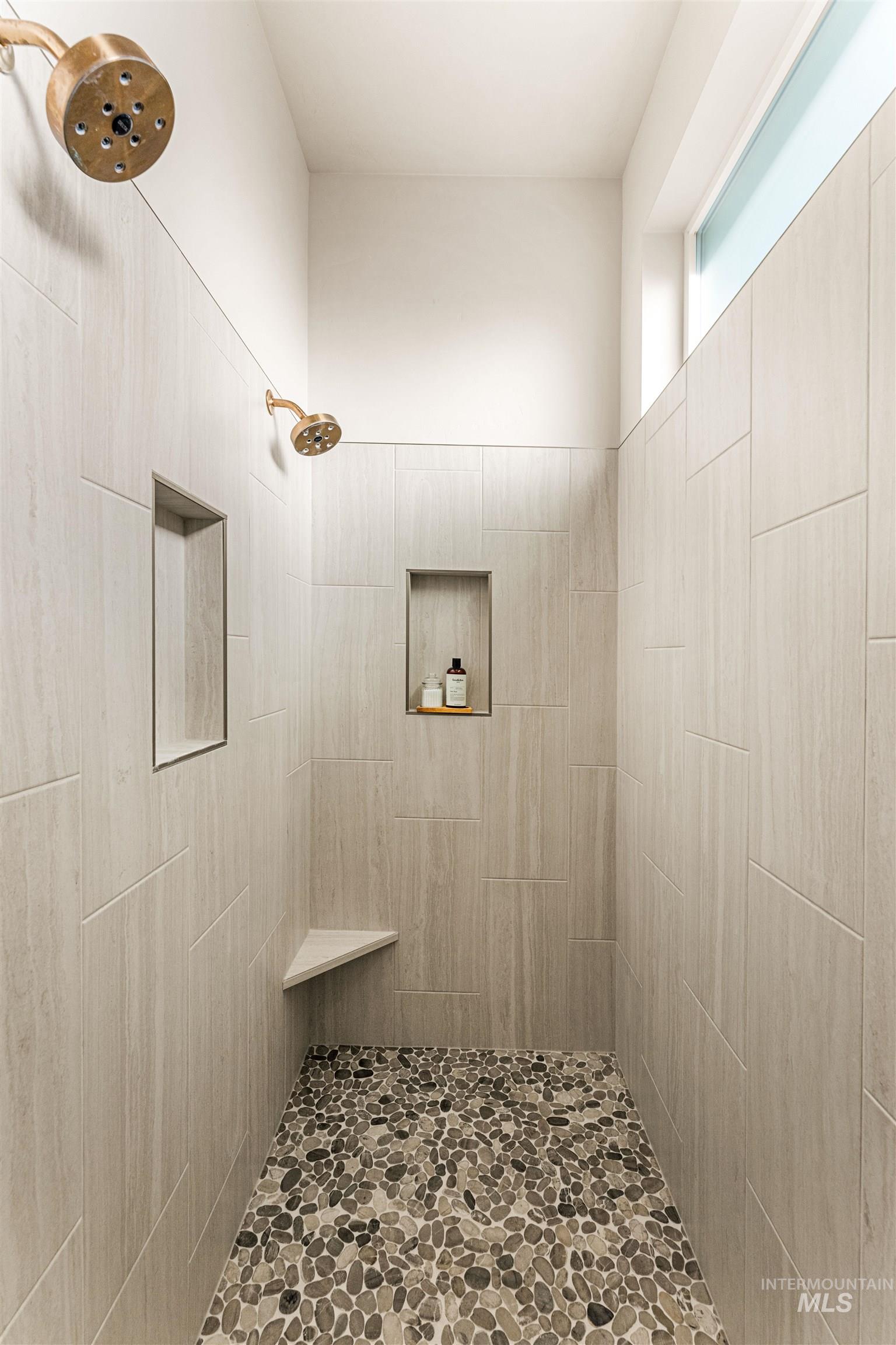 3117 E Brace Ct, Meridian, Idaho 83642, 4 Bedrooms, 2.5 Bathrooms, Residential For Sale, Price $775,000,MLS 98978790