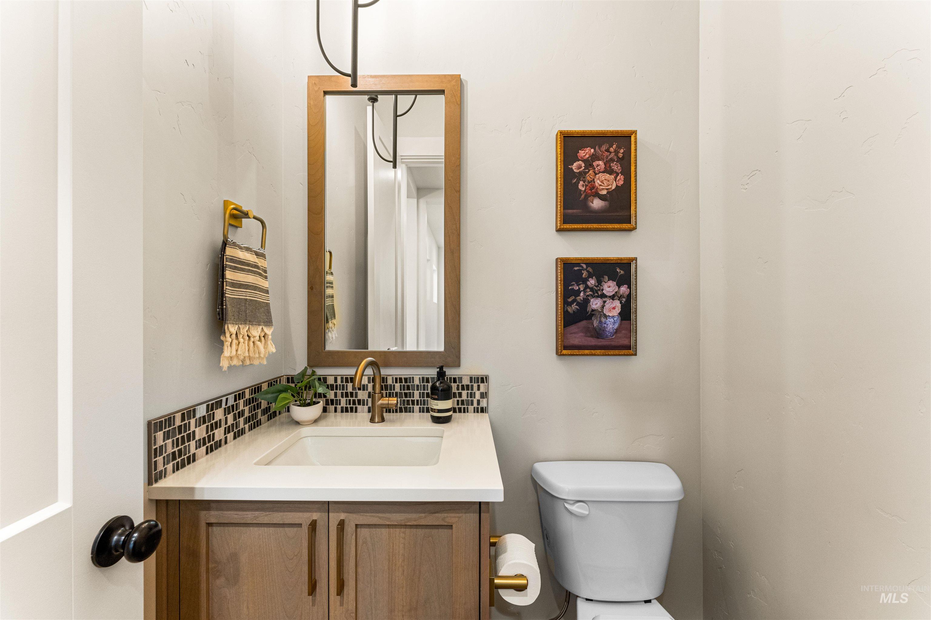 3117 E Brace Ct, Meridian, Idaho 83642, 4 Bedrooms, 2.5 Bathrooms, Residential For Sale, Price $775,000,MLS 98978790