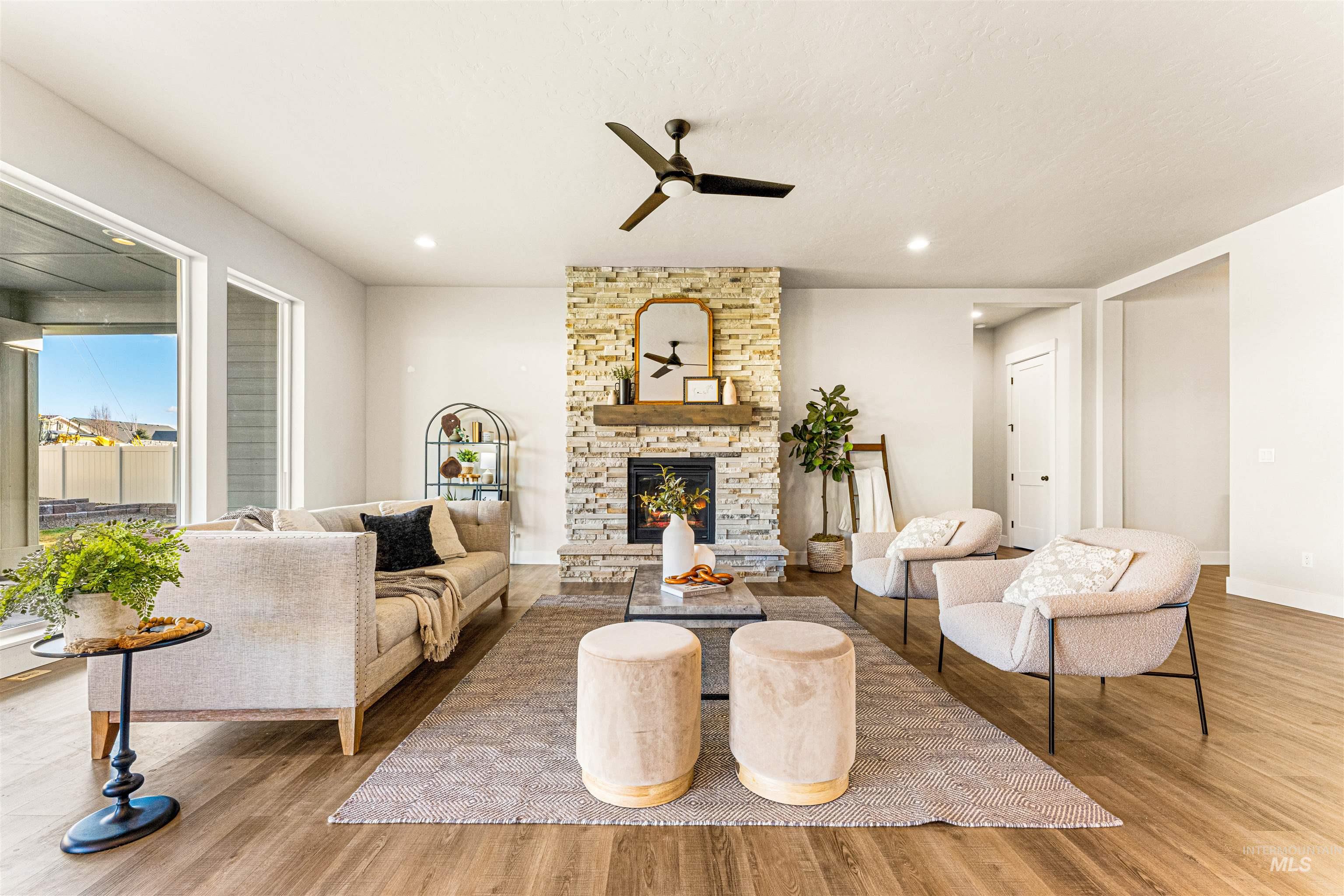 3117 E Brace Ct, Meridian, Idaho 83642, 4 Bedrooms, 2.5 Bathrooms, Residential For Sale, Price $775,000,MLS 98978790