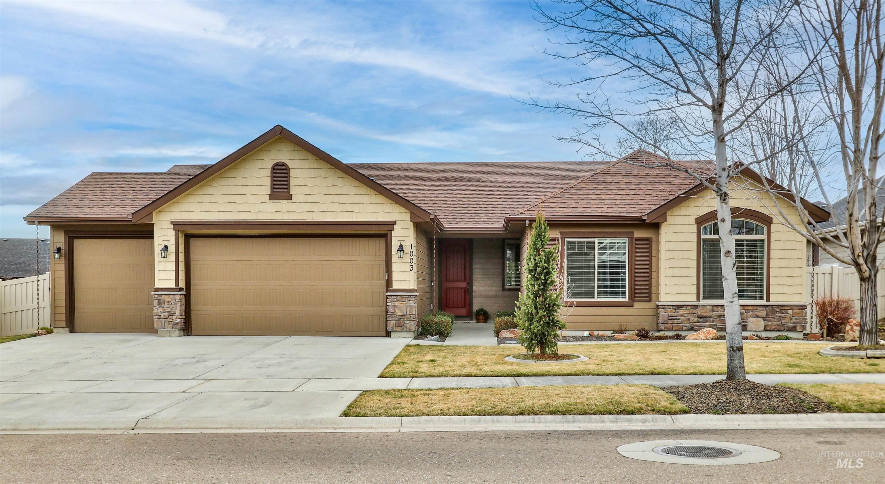 1003 Overland Trail St, Middleton, Idaho 83644, 4 Bedrooms, 2 Bathrooms, Residential For Sale, Price $519,900,MLS 98978791