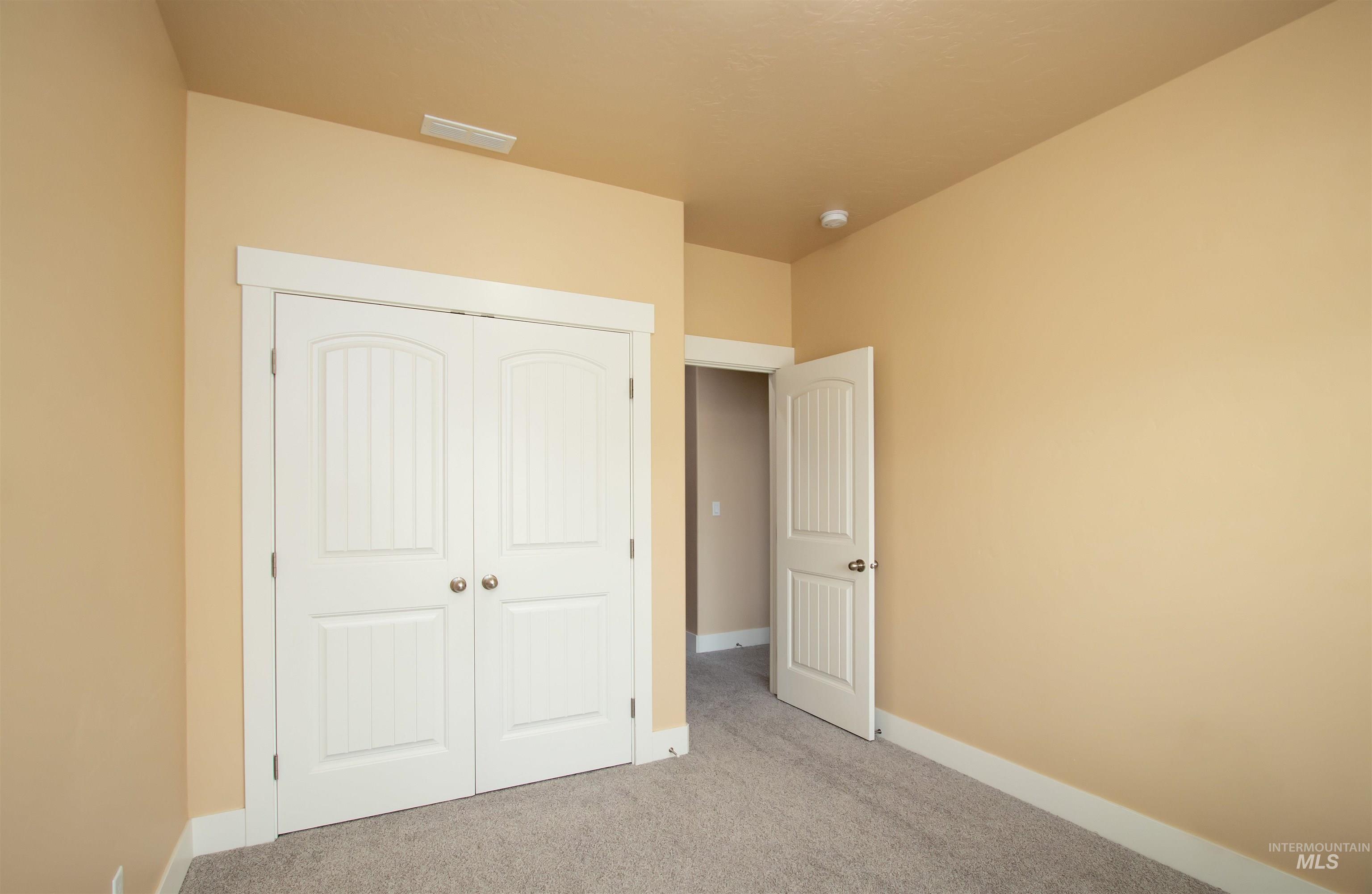 1003 Overland Trail St, Middleton, Idaho 83644, 4 Bedrooms, 2 Bathrooms, Residential For Sale, Price $519,900,MLS 98978791