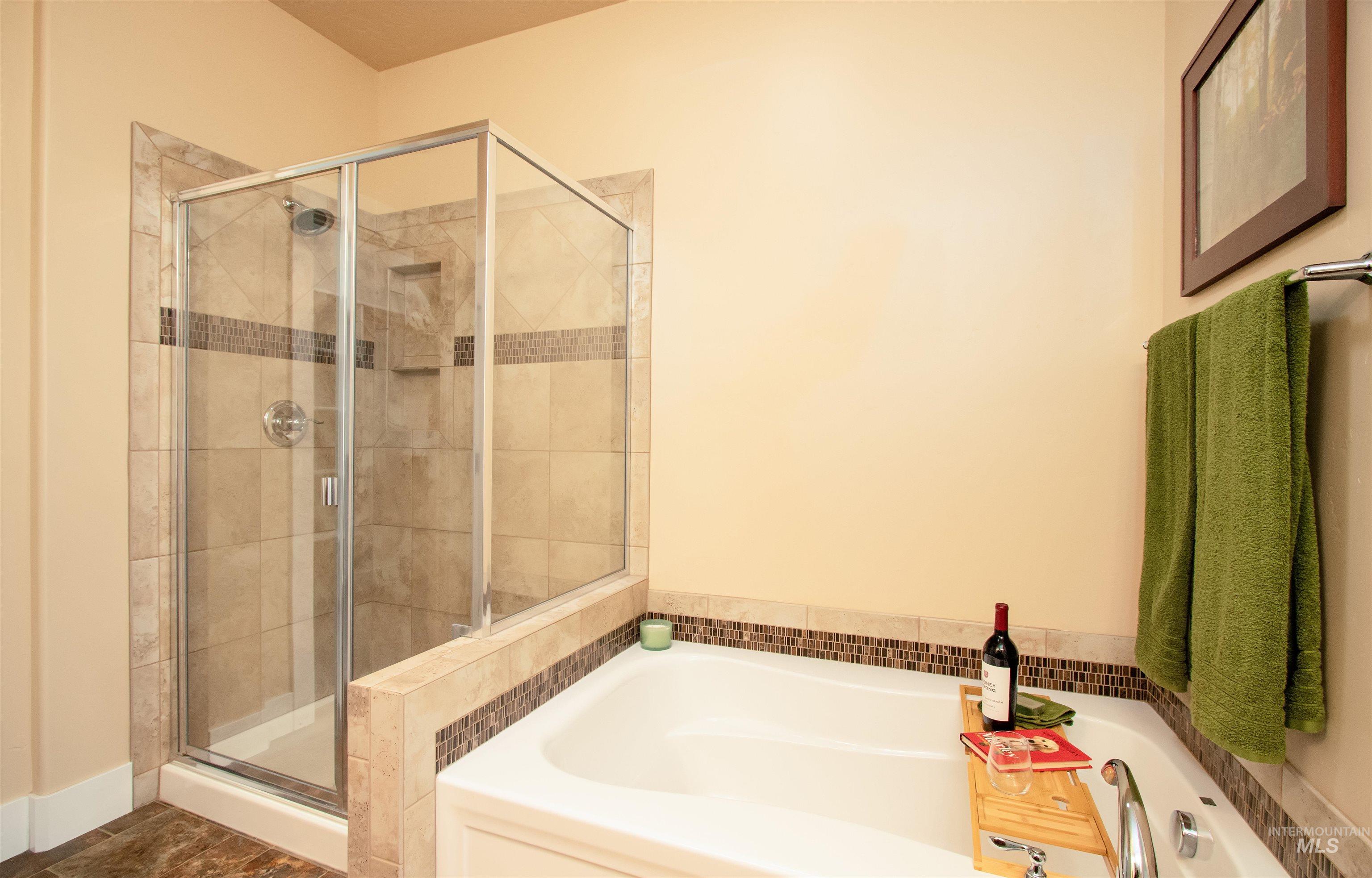 1003 Overland Trail St, Middleton, Idaho 83644, 4 Bedrooms, 2 Bathrooms, Residential For Sale, Price $519,900,MLS 98978791