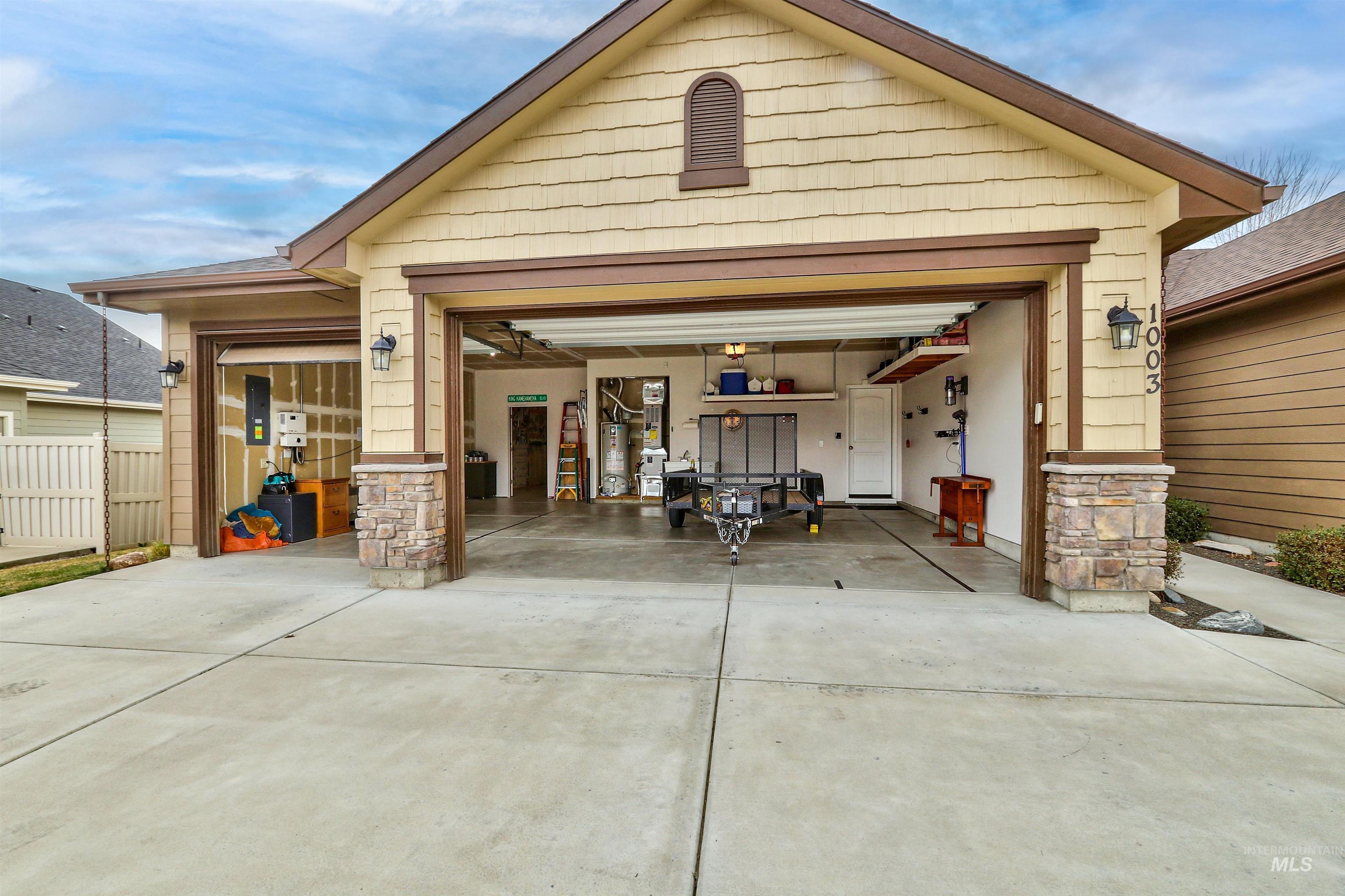 1003 Overland Trail St, Middleton, Idaho 83644, 4 Bedrooms, 2 Bathrooms, Residential For Sale, Price $519,900,MLS 98978791