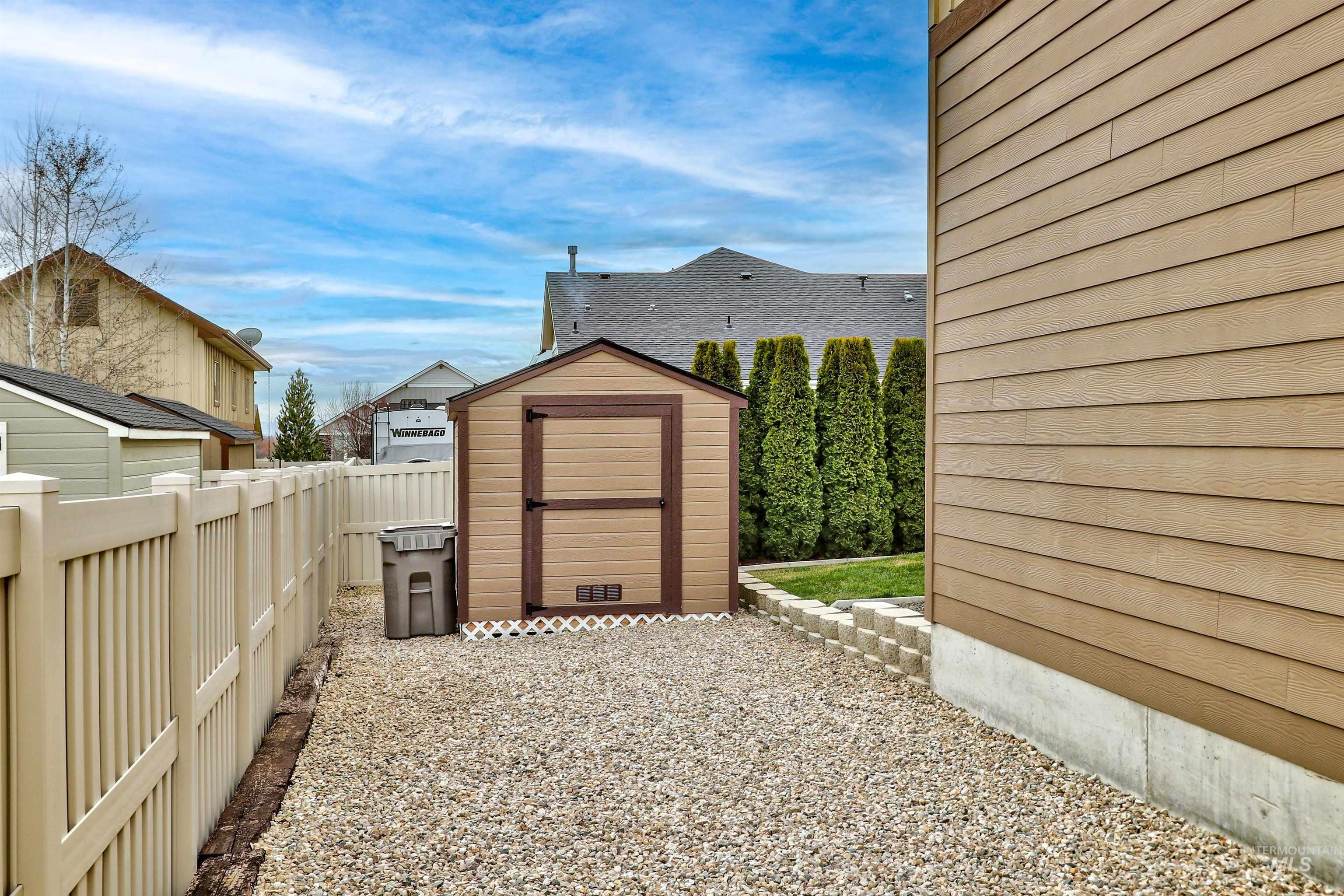 1003 Overland Trail St, Middleton, Idaho 83644, 4 Bedrooms, 2 Bathrooms, Residential For Sale, Price $519,900,MLS 98978791