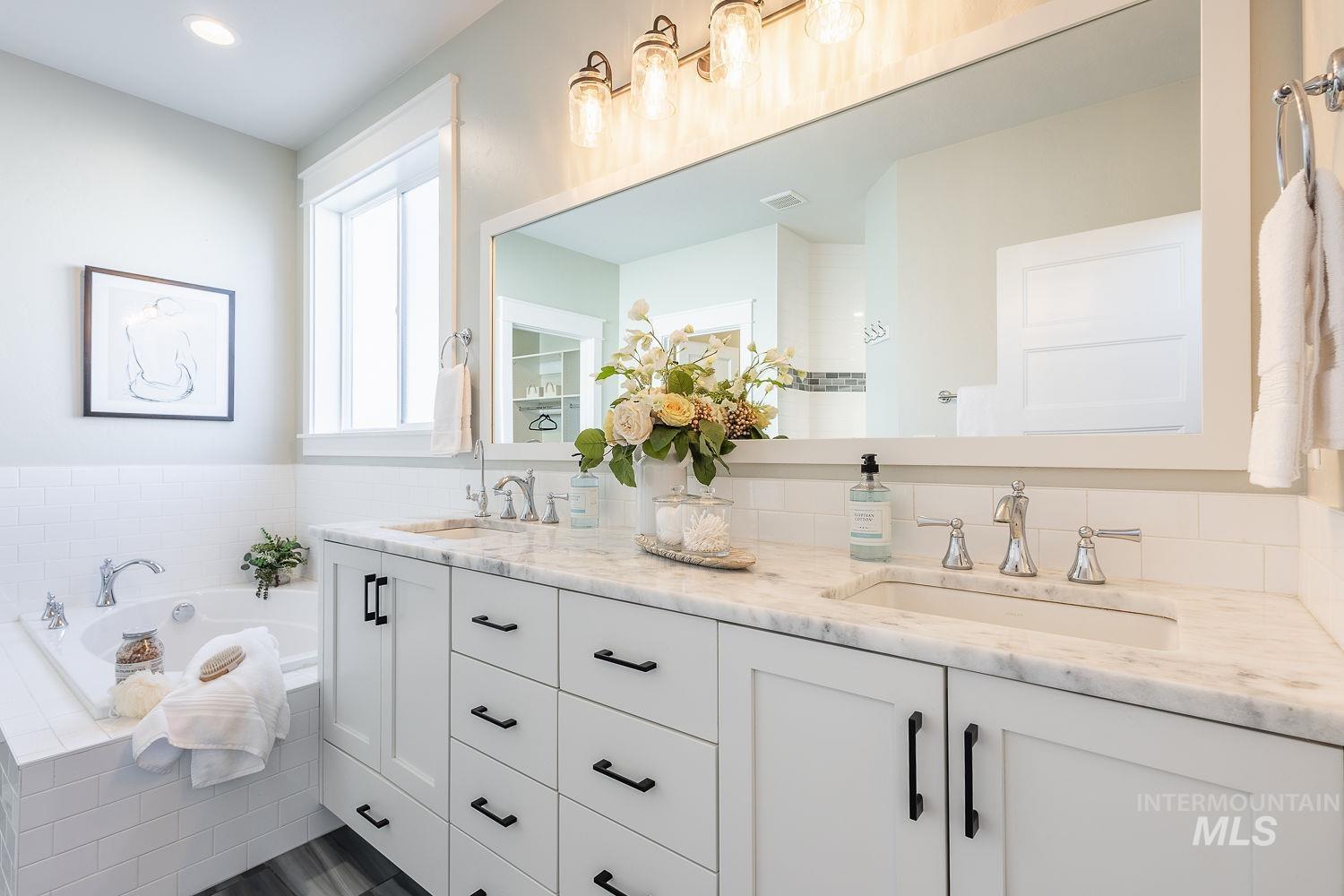 1768 N N Annadale Way, Eagle, Idaho 83616, 5 Bedrooms, 4.5 Bathrooms, Residential For Sale, Price $1,249,900, 98978792