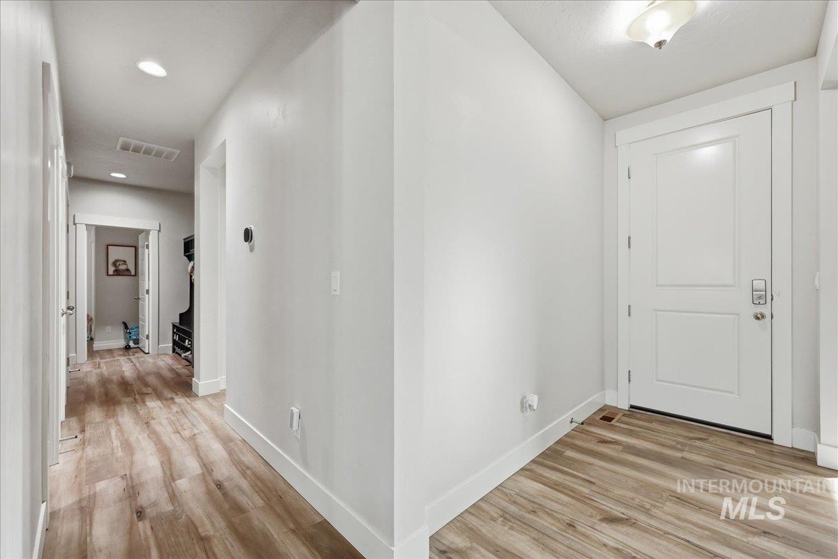 12841 S Milazzo Way, Nampa, Idaho 83686, 3 Bedrooms, 2 Bathrooms, Residential For Sale, Price $449,990,MLS 98978793