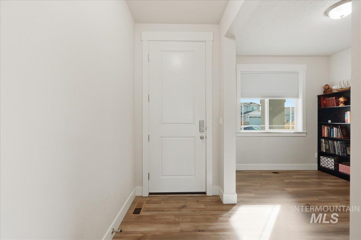 12841 S Milazzo Way, Nampa, Idaho 83686, 3 Bedrooms, 2 Bathrooms, Residential For Sale, Price $449,990,MLS 98978793