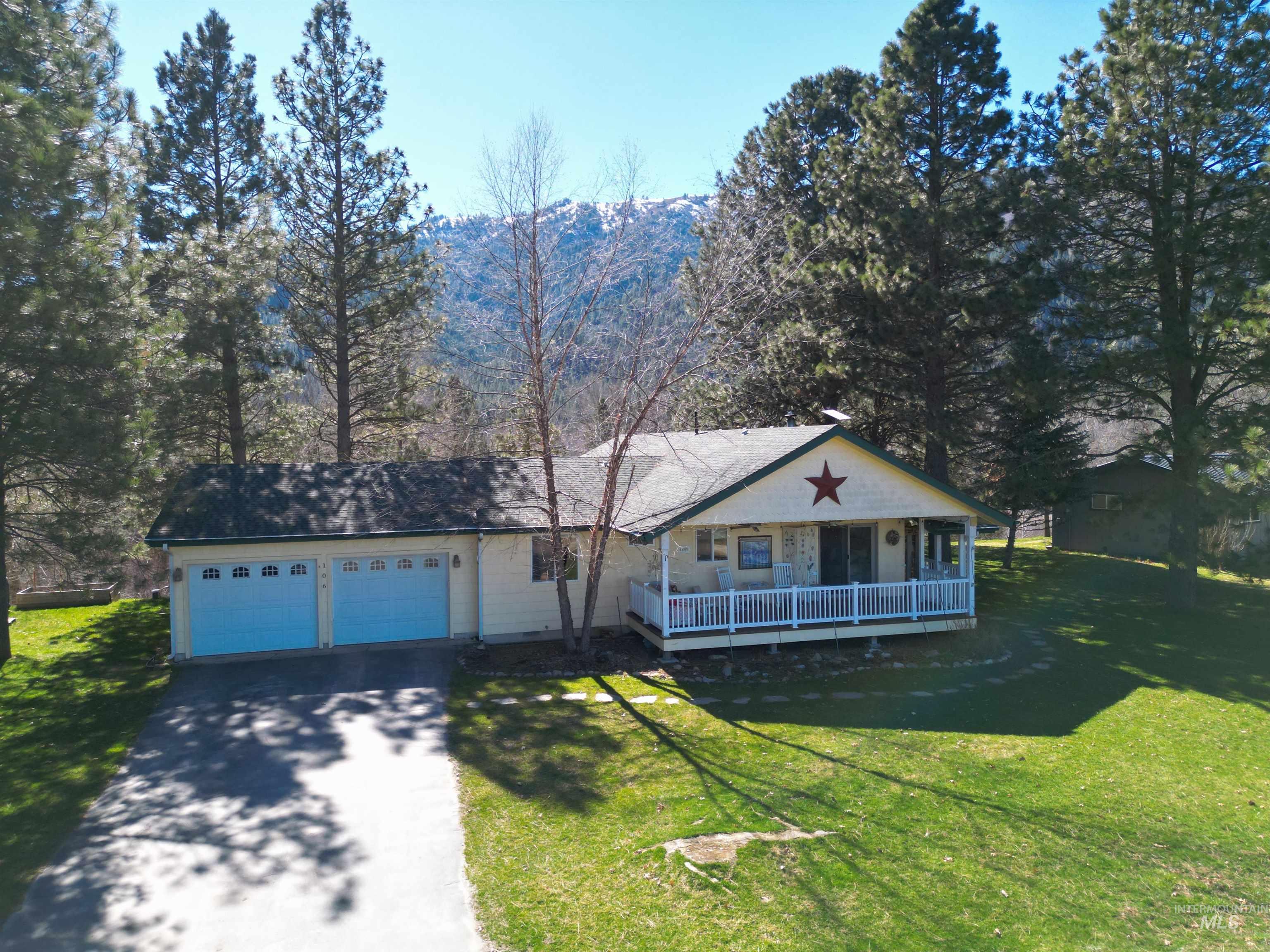 106 Lane A, Garden Valley, Idaho 83622, 3 Bedrooms, 2 Bathrooms, Residential For Sale, Price $699,000,MLS 98978794