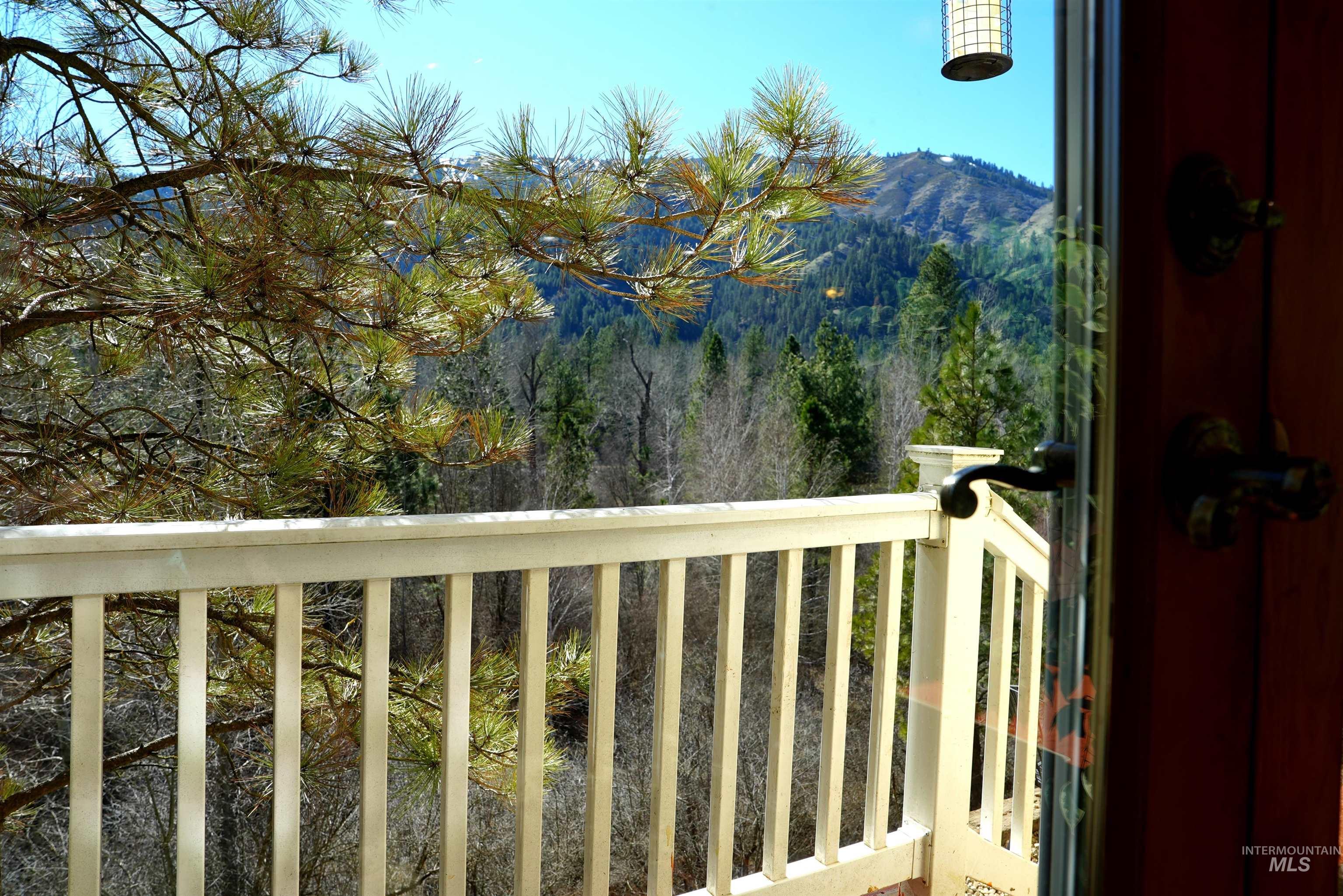 106 Lane A, Garden Valley, Idaho 83622, 3 Bedrooms, 2 Bathrooms, Residential For Sale, Price $599,900,MLS 98978794