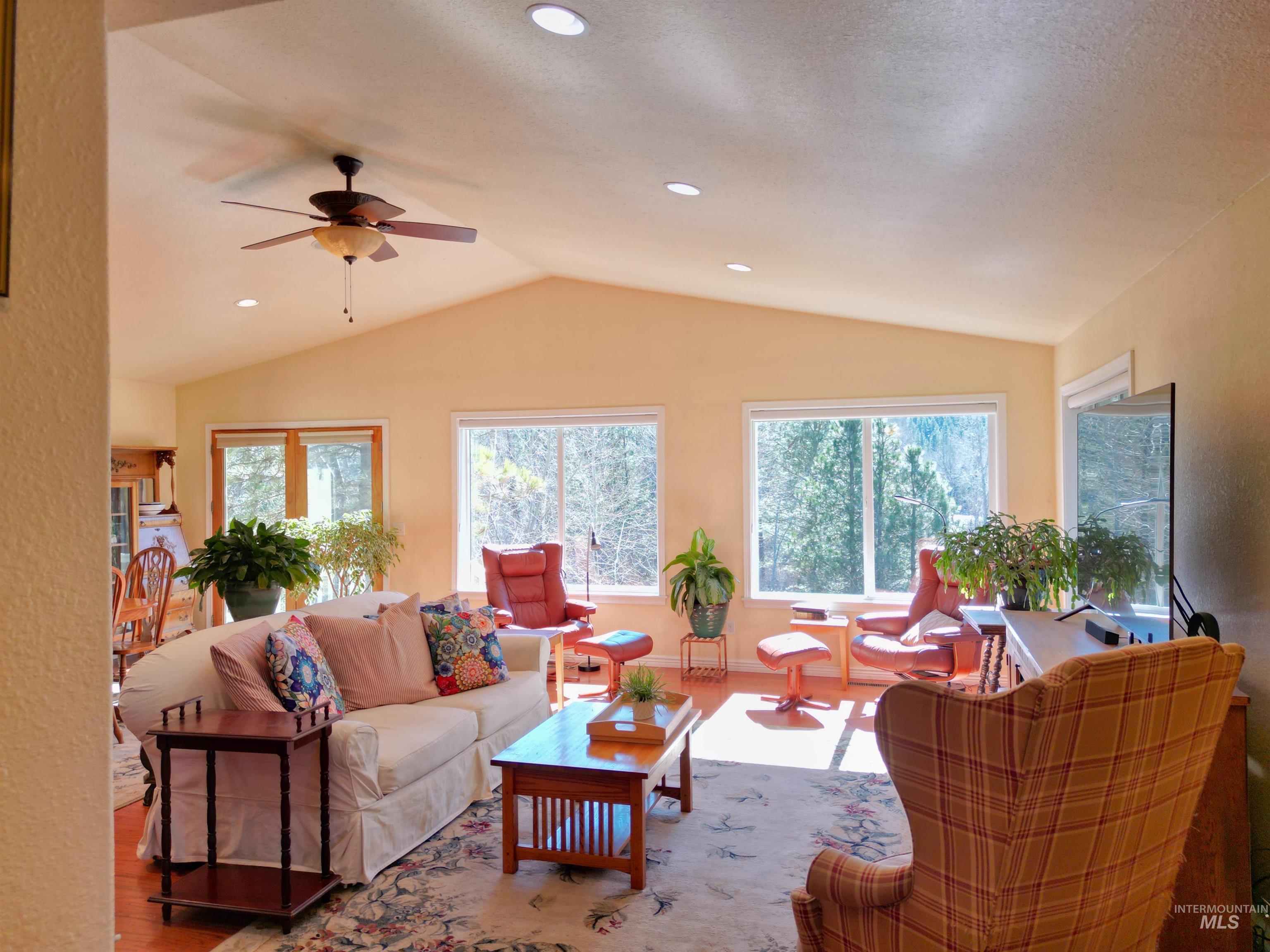 106 Lane A, Garden Valley, Idaho 83622, 3 Bedrooms, 2 Bathrooms, Residential For Sale, Price $699,000,MLS 98978794