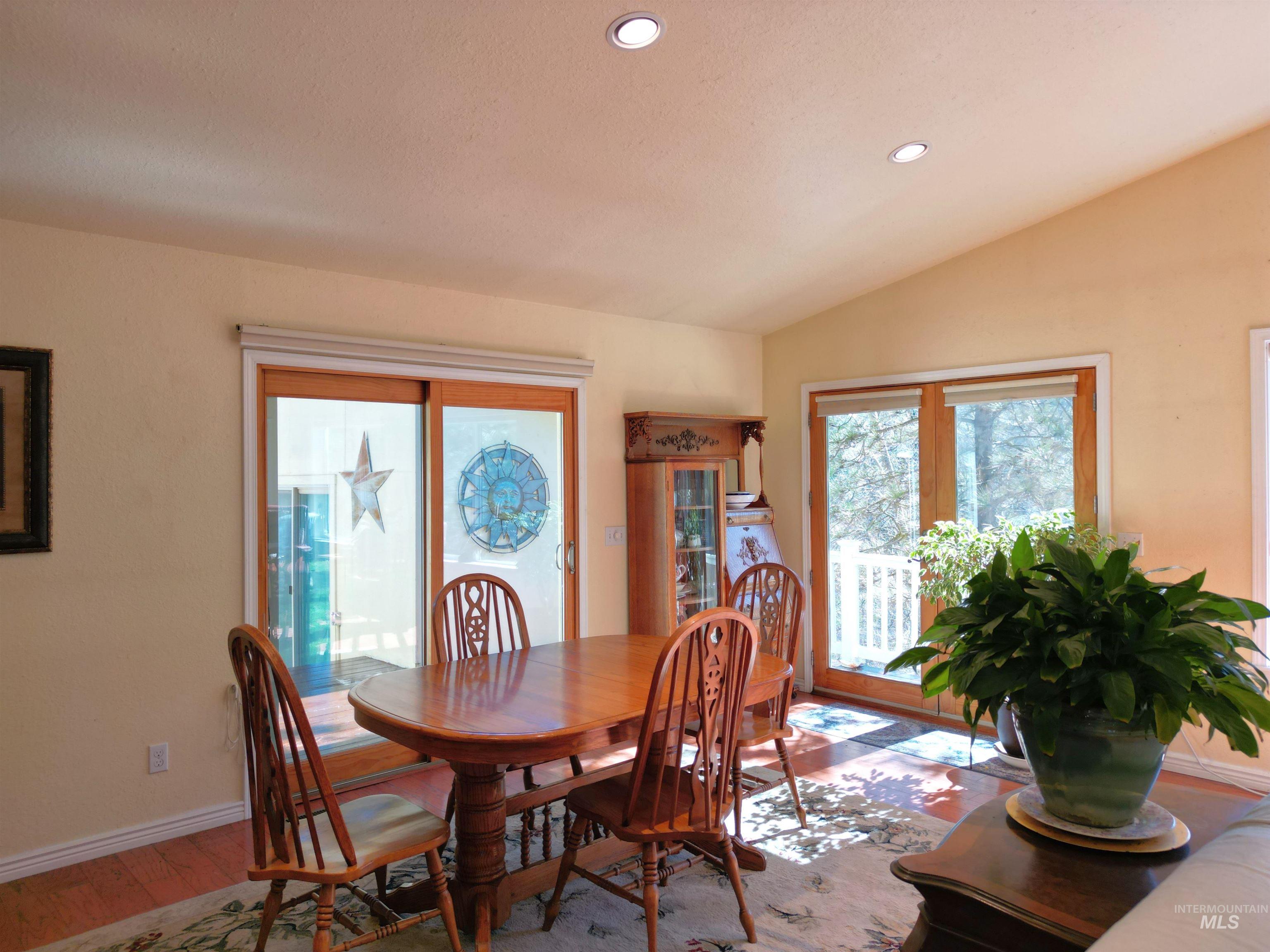 106 Lane A, Garden Valley, Idaho 83622, 3 Bedrooms, 2 Bathrooms, Residential For Sale, Price $599,900,MLS 98978794
