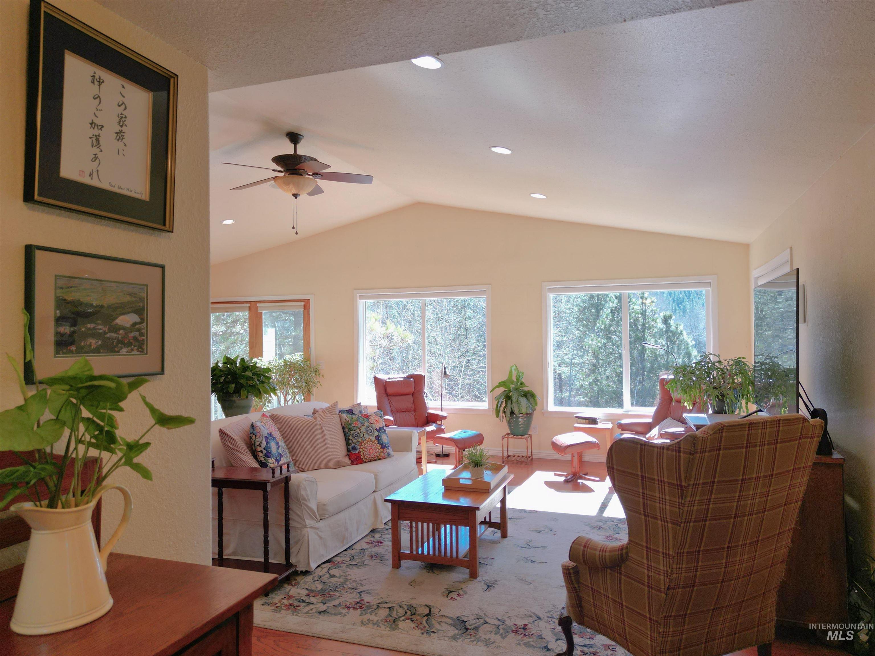 106 Lane A, Garden Valley, Idaho 83622, 3 Bedrooms, 2 Bathrooms, Residential For Sale, Price $699,000,MLS 98978794