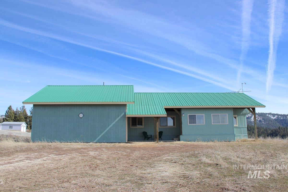 107 Skidoo Place, Cascade, Idaho 83611, 2 Bedrooms, 1 Bathroom, Residential For Sale, Price $309,900, 98978796