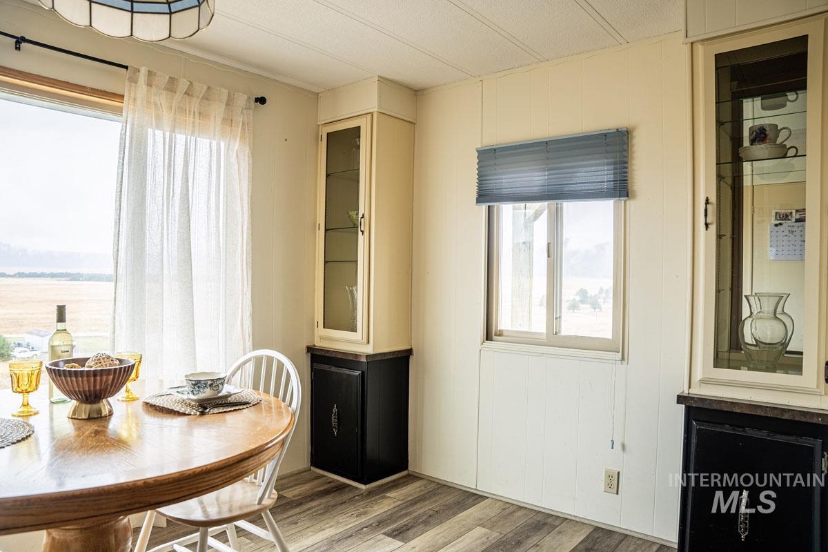 107 Skidoo Place, Cascade, Idaho 83611, 2 Bedrooms, 1 Bathroom, Residential For Sale, Price $309,900, 98978796