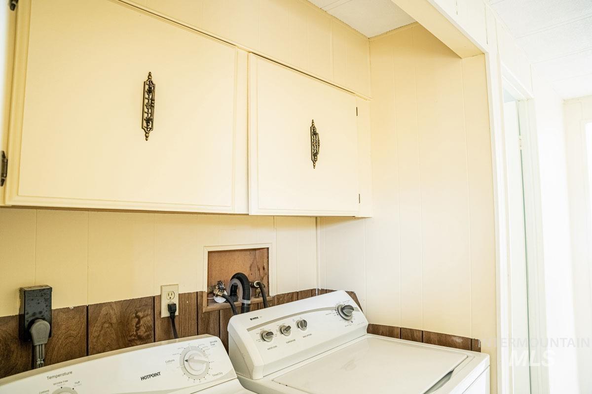 107 Skidoo Place, Cascade, Idaho 83611, 2 Bedrooms, 1 Bathroom, Residential For Sale, Price $309,900, 98978796