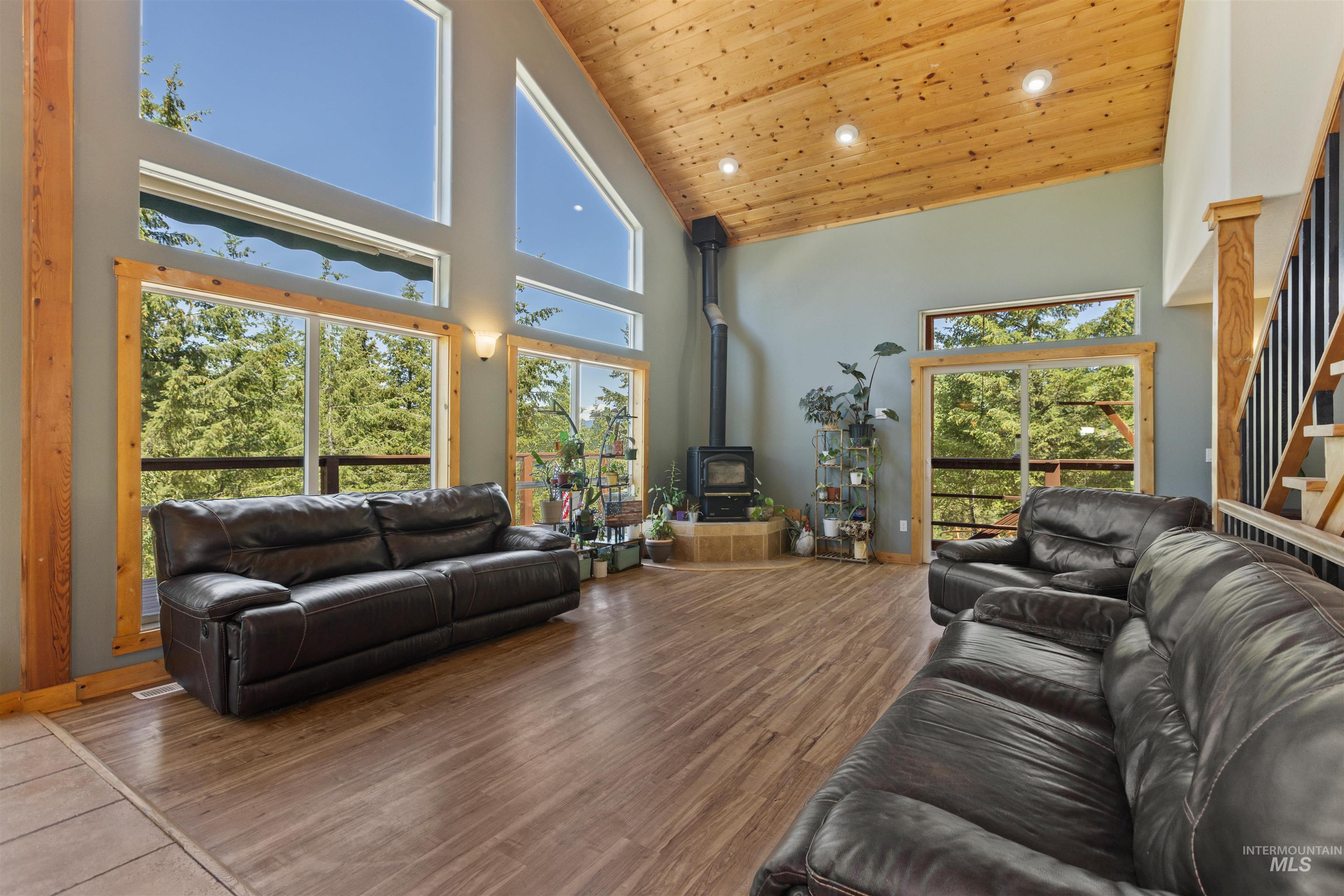 60 Highland Rd, Boise, Idaho 83716, 4 Bedrooms, 3 Bathrooms, Residential For Sale, Price $760,000,MLS 98978799