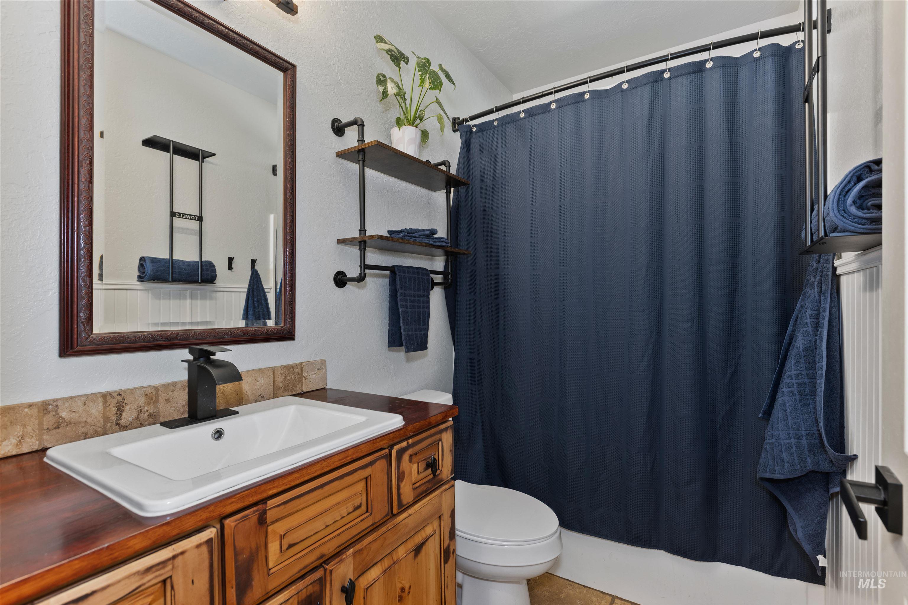 60 Highland Rd, Boise, Idaho 83716, 4 Bedrooms, 3 Bathrooms, Residential For Sale, Price $760,000,MLS 98978799