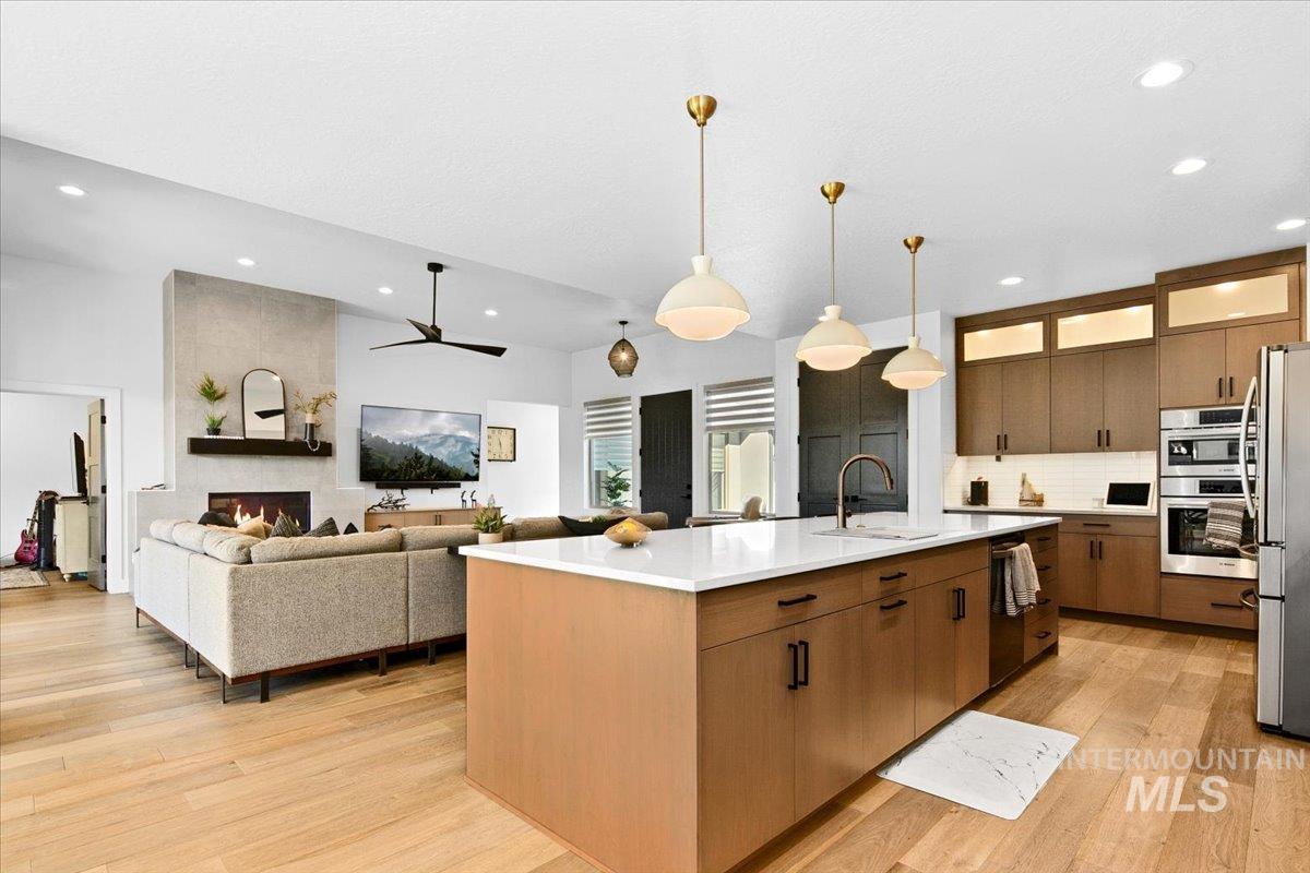 4601 E Copper Point Drive, Meridian, Idaho 83642, 3 Bedrooms, 2.5 Bathrooms, Residential For Sale, Price $875,000, 98978802