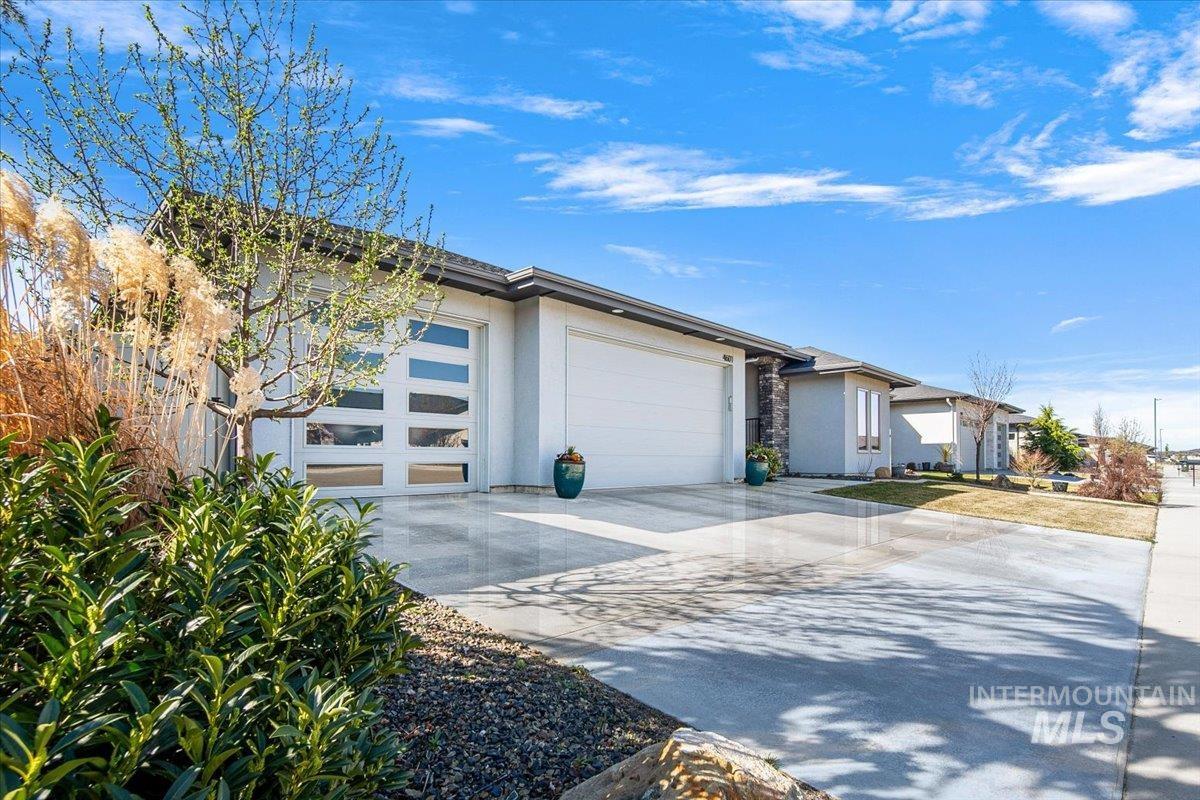4601 E Copper Point Drive, Meridian, Idaho 83642, 3 Bedrooms, 2.5 Bathrooms, Residential For Sale, Price $875,000, 98978802