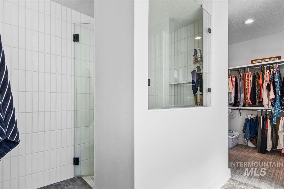 4601 E Copper Point Drive, Meridian, Idaho 83642, 3 Bedrooms, 2.5 Bathrooms, Residential For Sale, Price $875,000, 98978802