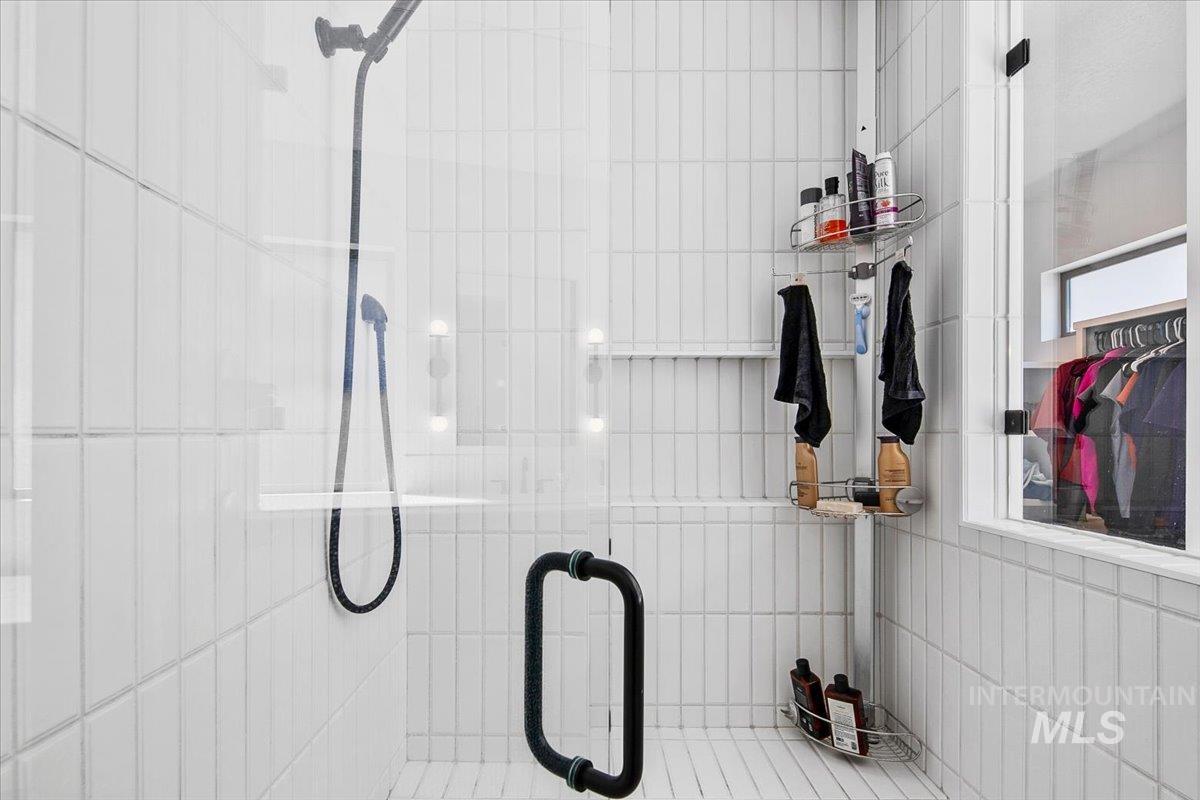 4601 E Copper Point Drive, Meridian, Idaho 83642, 3 Bedrooms, 2.5 Bathrooms, Residential For Sale, Price $875,000, 98978802