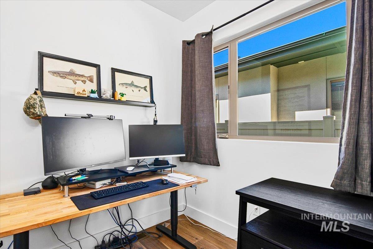 4601 E Copper Point Drive, Meridian, Idaho 83642, 3 Bedrooms, 2.5 Bathrooms, Residential For Sale, Price $875,000, 98978802