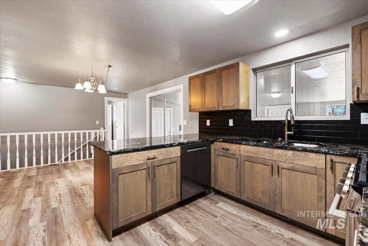 10375 W Roan Meadows Drive, Boise, Idaho 83709, 5 Bedrooms, 2.5 Bathrooms, Residential For Sale, Price $850,000, 98978806