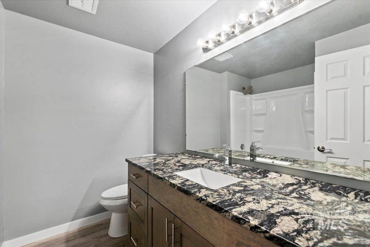 10375 W Roan Meadows Drive, Boise, Idaho 83709, 5 Bedrooms, 2.5 Bathrooms, Residential For Sale, Price $850,000, 98978806