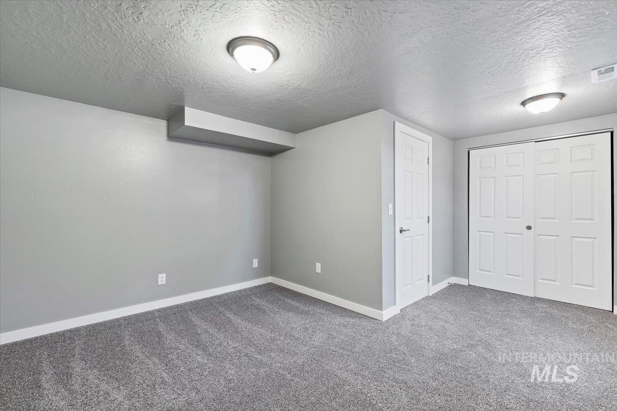 10375 W Roan Meadows Drive, Boise, Idaho 83709, 5 Bedrooms, 2.5 Bathrooms, Residential For Sale, Price $850,000, 98978806