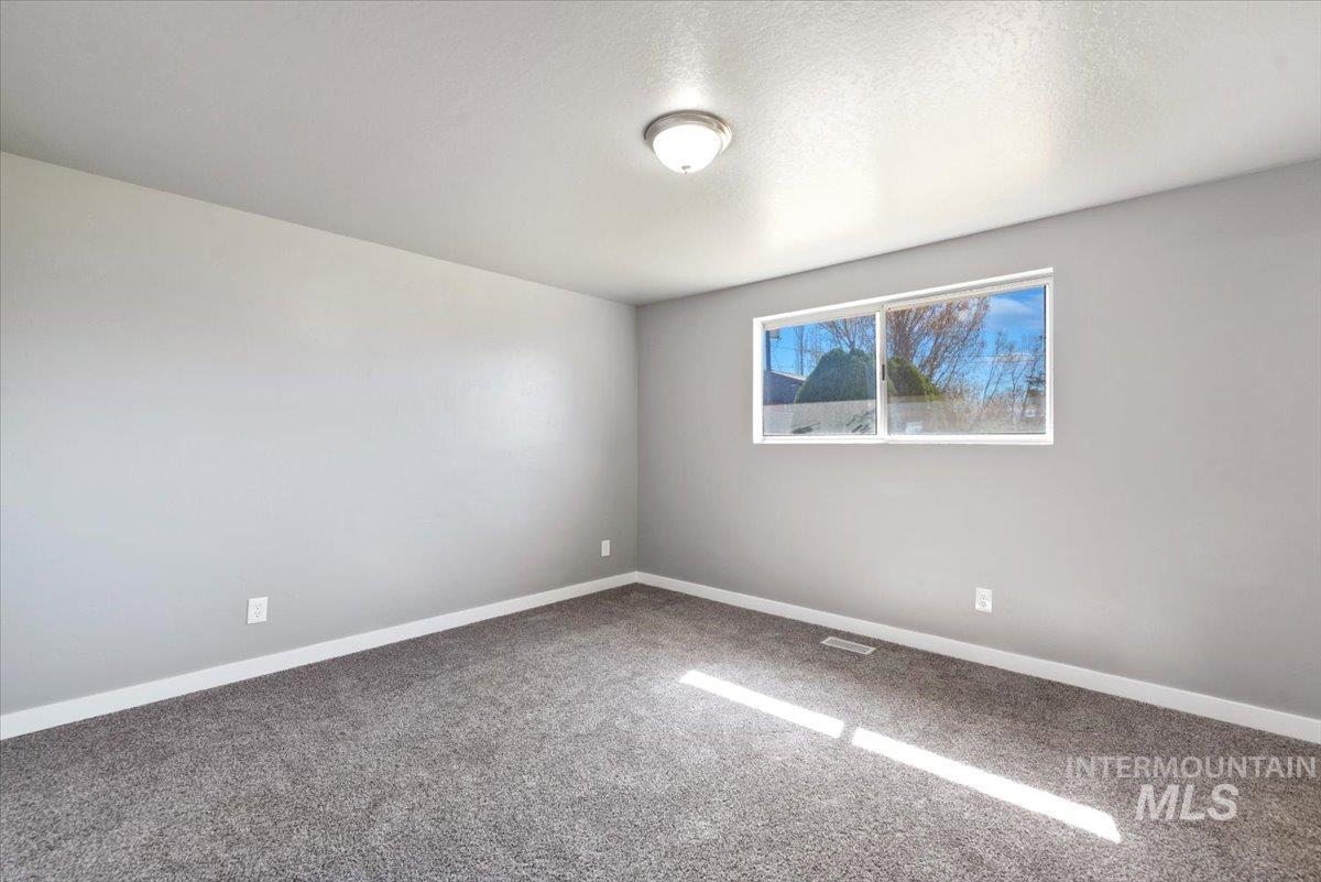 10375 W Roan Meadows Drive, Boise, Idaho 83709, 5 Bedrooms, 2.5 Bathrooms, Residential For Sale, Price $850,000, 98978806