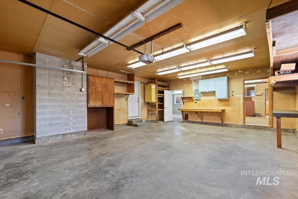 10375 W Roan Meadows Drive, Boise, Idaho 83709, 5 Bedrooms, 2.5 Bathrooms, Residential For Sale, Price $850,000, 98978806