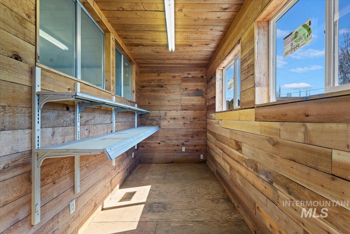 10375 W Roan Meadows Drive, Boise, Idaho 83709, 5 Bedrooms, 2.5 Bathrooms, Residential For Sale, Price $850,000, 98978806