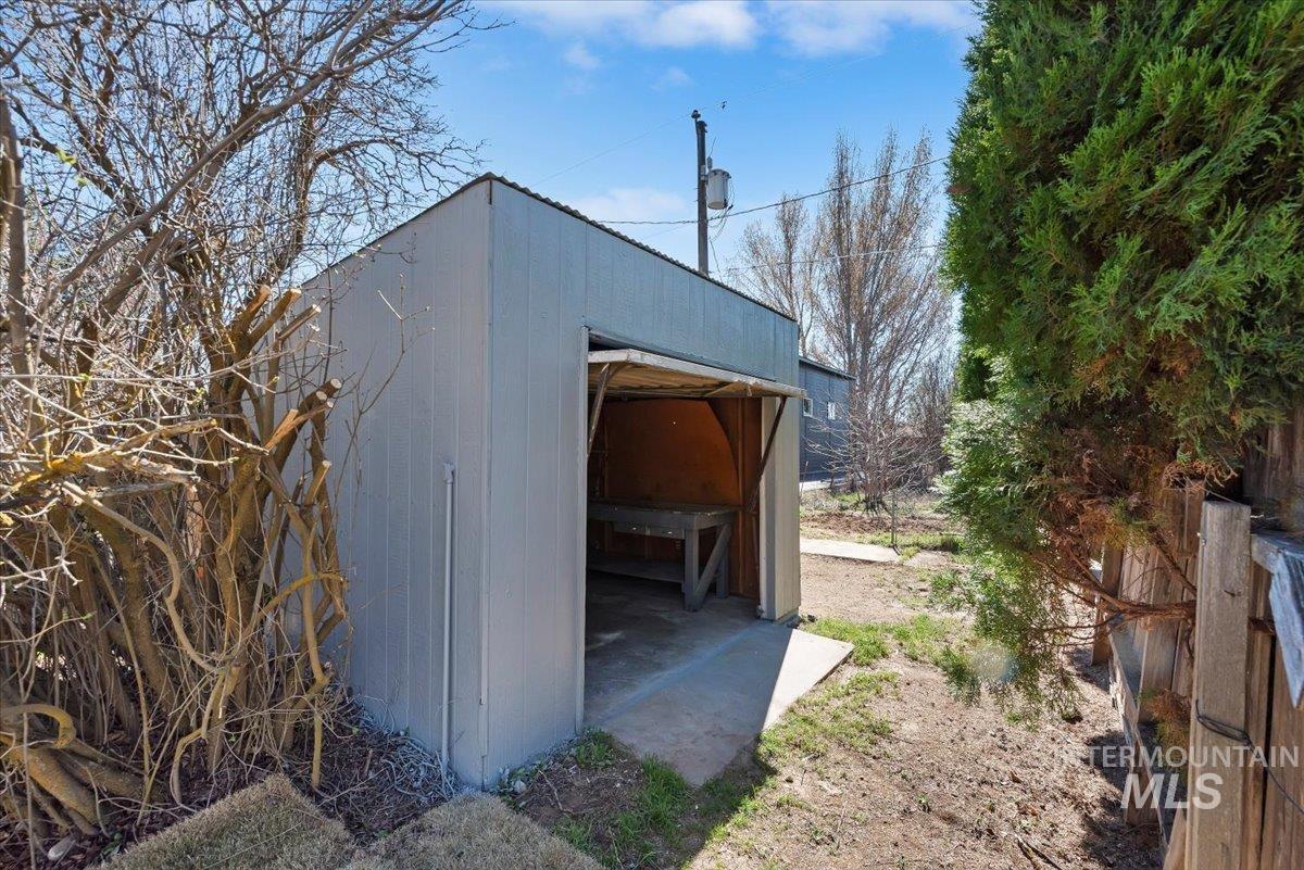 10375 W Roan Meadows Drive, Boise, Idaho 83709, 5 Bedrooms, 2.5 Bathrooms, Residential For Sale, Price $850,000, 98978806