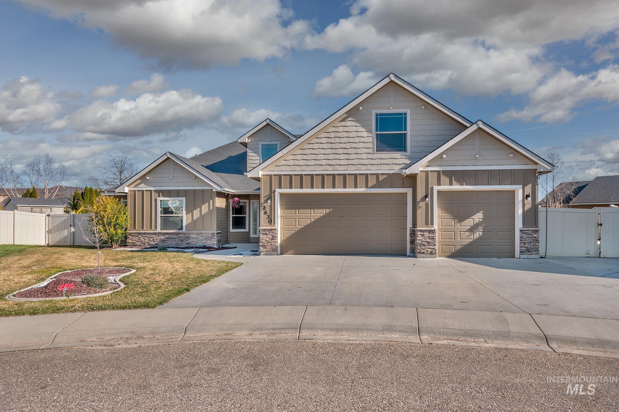 2630 Dogwood Ave., Fruitland, Idaho 83619, 5 Bedrooms, 3 Bathrooms, Residential For Sale, Price $750,000,MLS 98978807