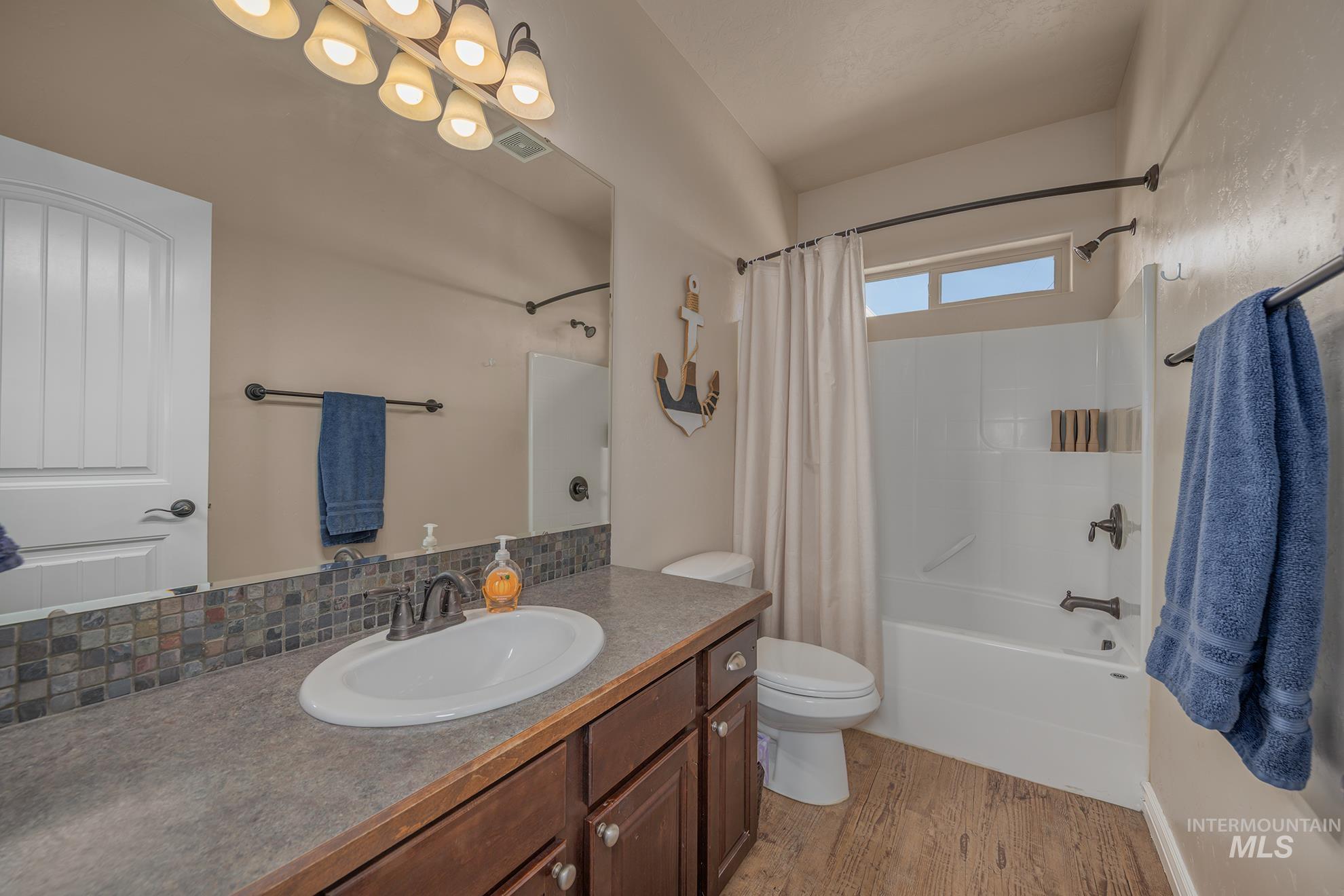 2630 Dogwood Ave., Fruitland, Idaho 83619, 5 Bedrooms, 3 Bathrooms, Residential For Sale, Price $750,000,MLS 98978807