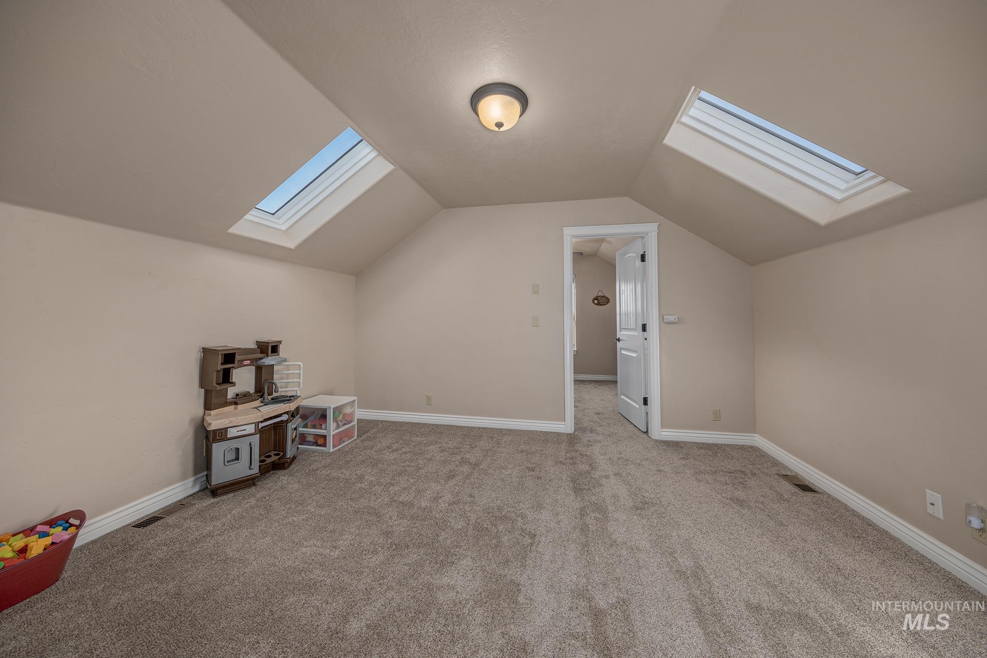 2630 Dogwood Ave., Fruitland, Idaho 83619, 5 Bedrooms, 3 Bathrooms, Residential For Sale, Price $750,000,MLS 98978807