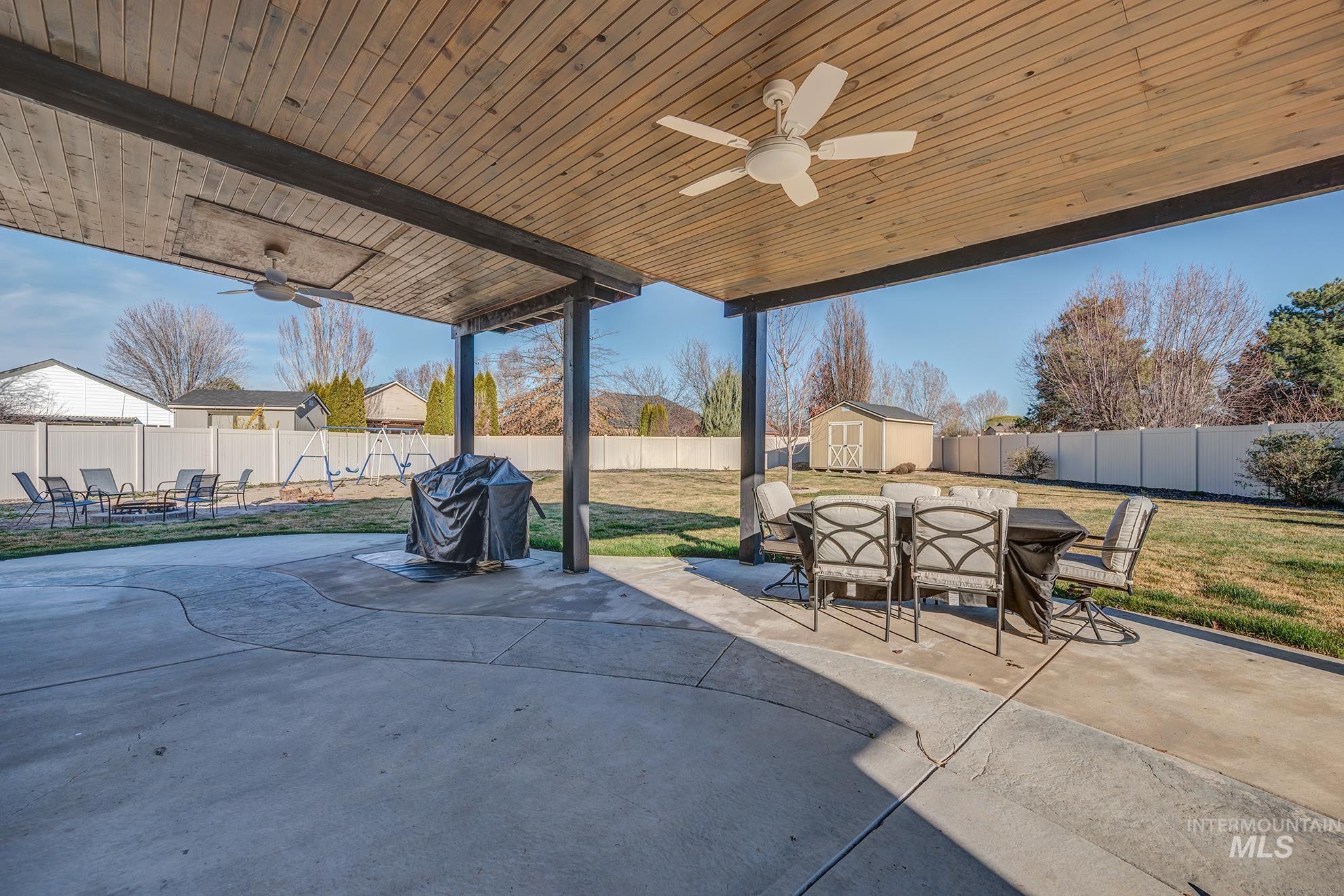 2630 Dogwood Ave., Fruitland, Idaho 83619, 5 Bedrooms, 3 Bathrooms, Residential For Sale, Price $750,000,MLS 98978807