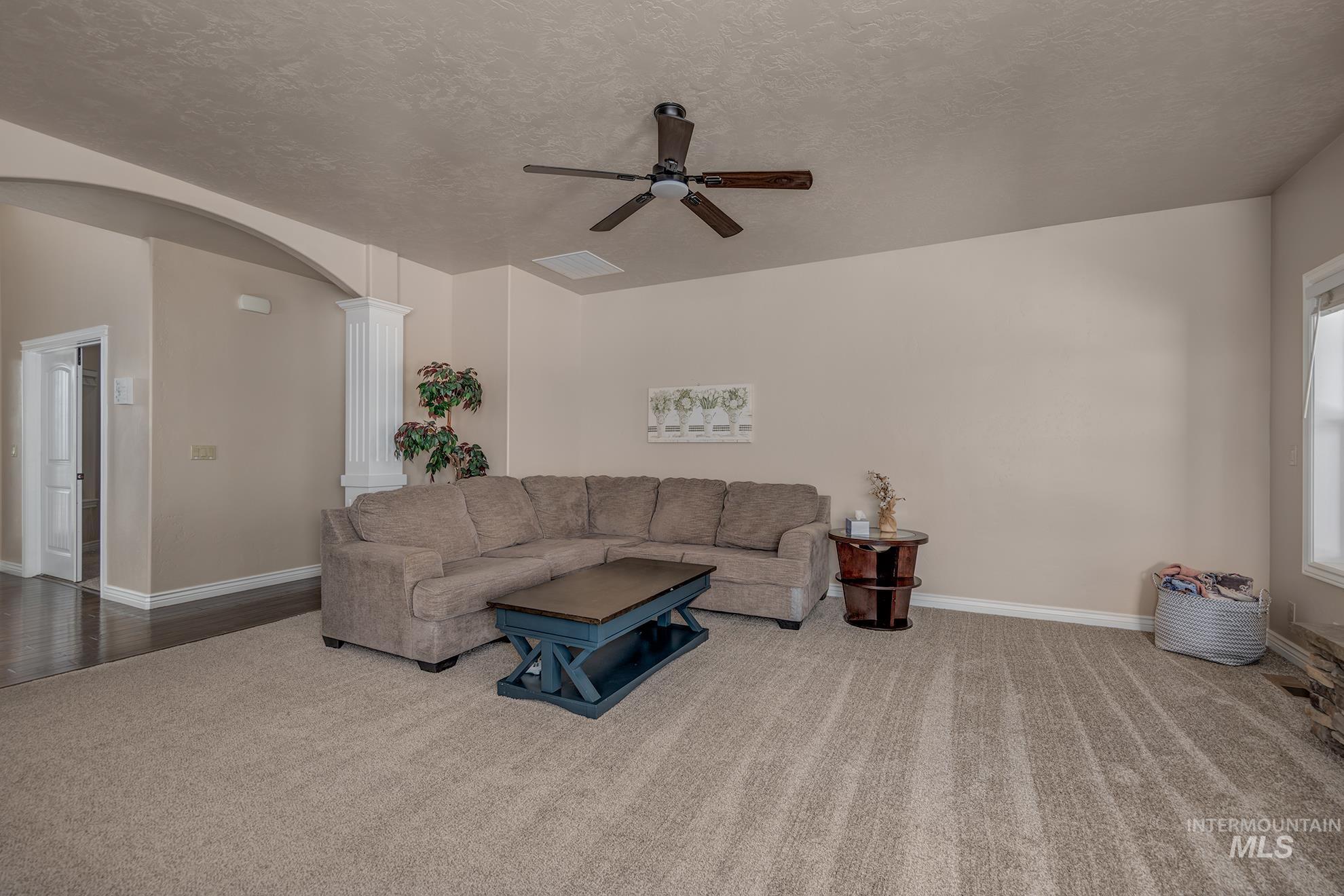 2630 Dogwood Ave., Fruitland, Idaho 83619, 5 Bedrooms, 3 Bathrooms, Residential For Sale, Price $750,000,MLS 98978807