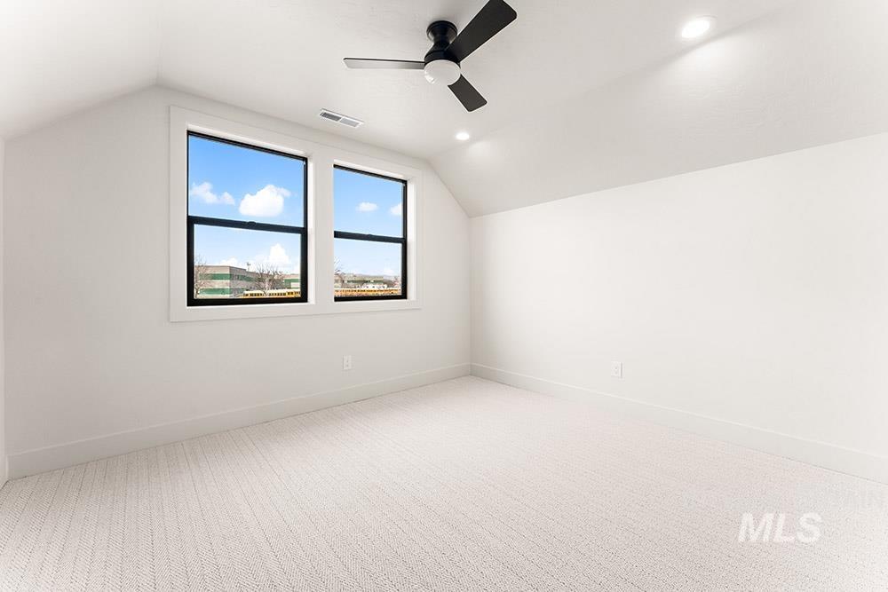 3851 W Stone House Lane, Eagle, Idaho 83616, 3 Bedrooms, 2.5 Bathrooms, Residential For Sale, Price $524,900,MLS 98978808