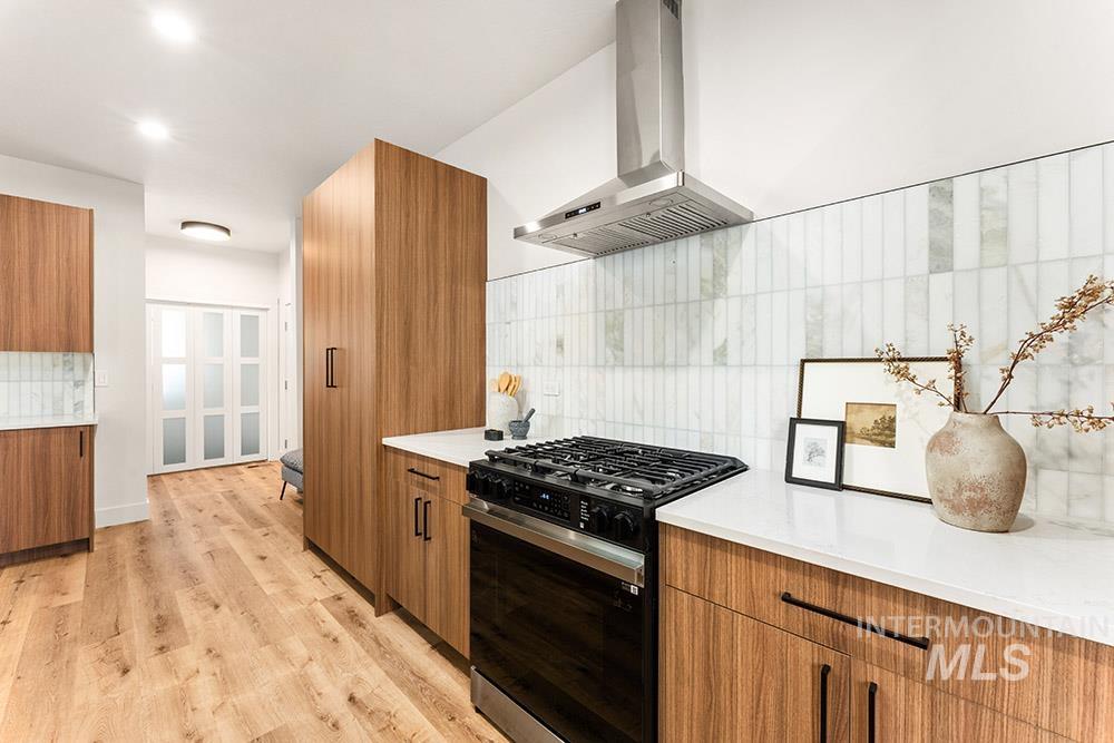 3851 W Stone House Lane, Eagle, Idaho 83616, 3 Bedrooms, 2.5 Bathrooms, Residential For Sale, Price $524,900,MLS 98978808