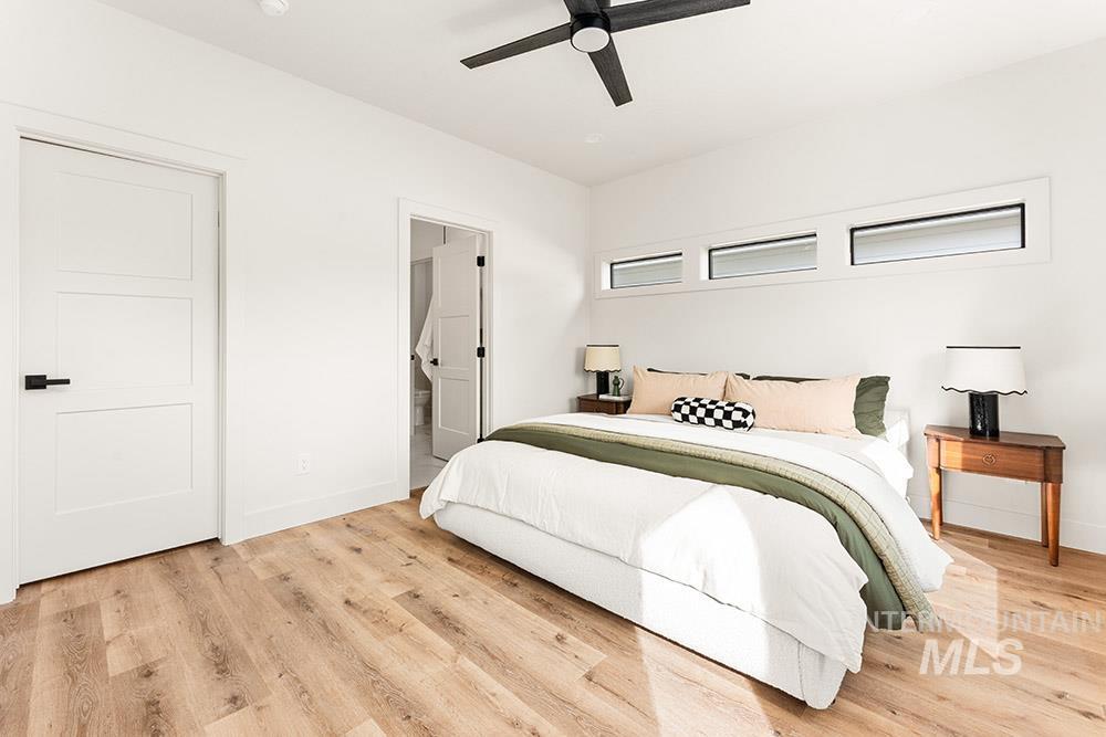 3851 W Stone House Lane, Eagle, Idaho 83616, 3 Bedrooms, 2.5 Bathrooms, Residential For Sale, Price $524,900,MLS 98978808