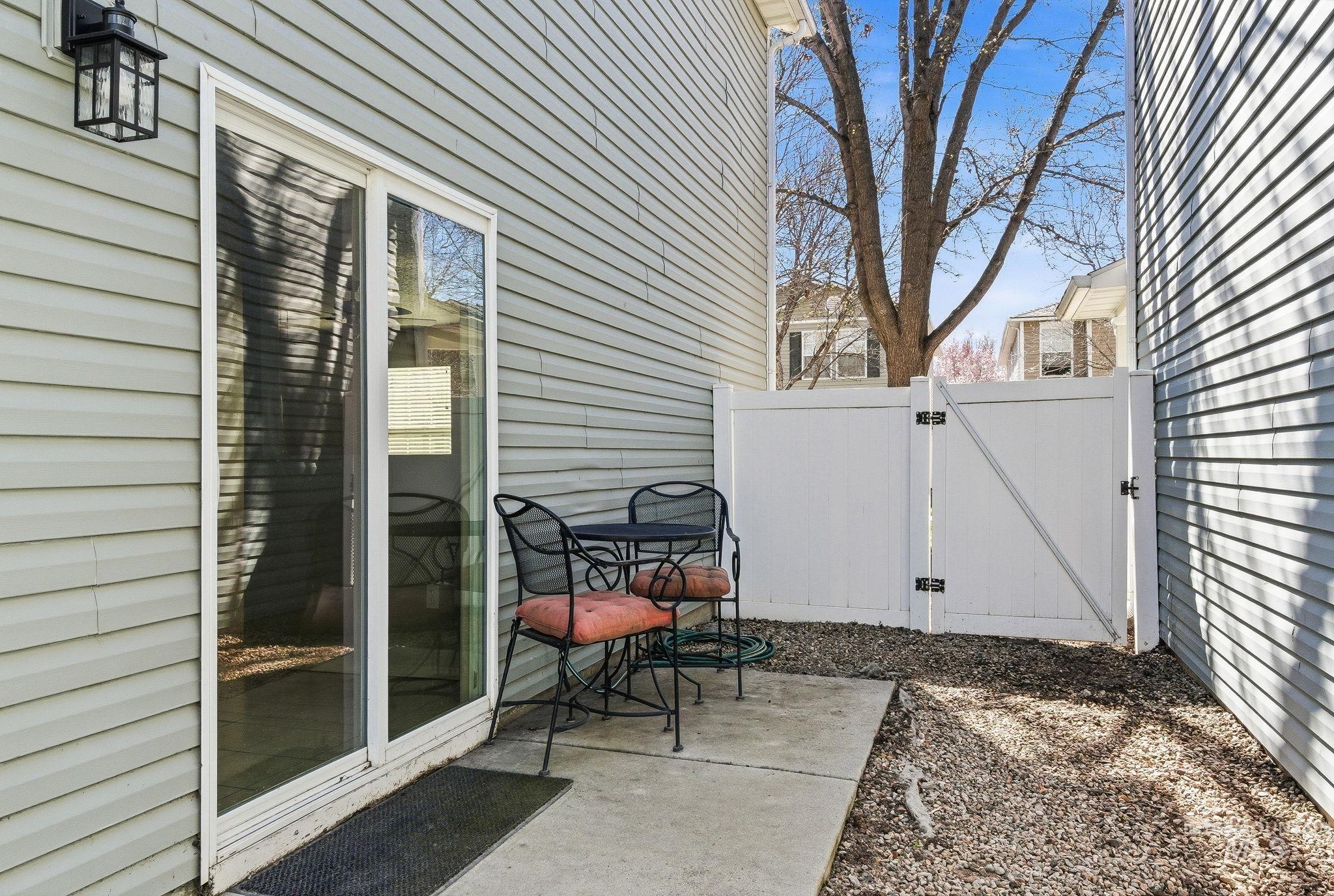 6613 S Covewood Way, Boise, Idaho 83709, 3 Bedrooms, 2.5 Bathrooms, Residential For Sale, Price $435,000, 98978809