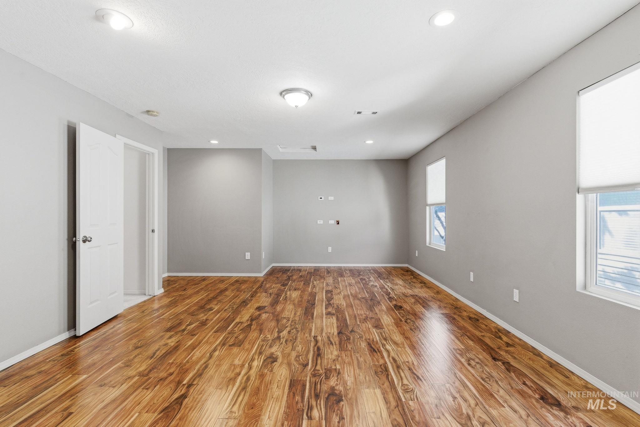 6613 S Covewood Way, Boise, Idaho 83709, 3 Bedrooms, 2.5 Bathrooms, Residential For Sale, Price $435,000, 98978809