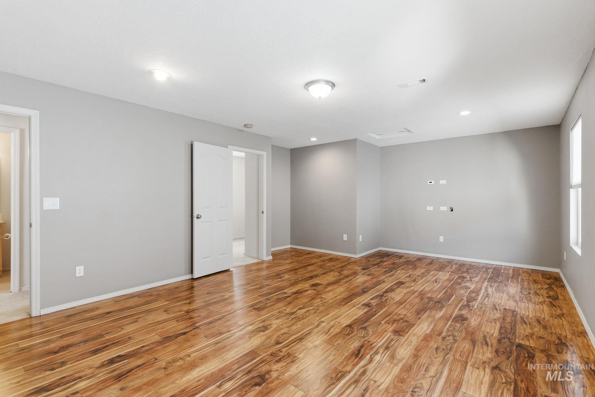 6613 S Covewood Way, Boise, Idaho 83709, 3 Bedrooms, 2.5 Bathrooms, Residential For Sale, Price $435,000, 98978809