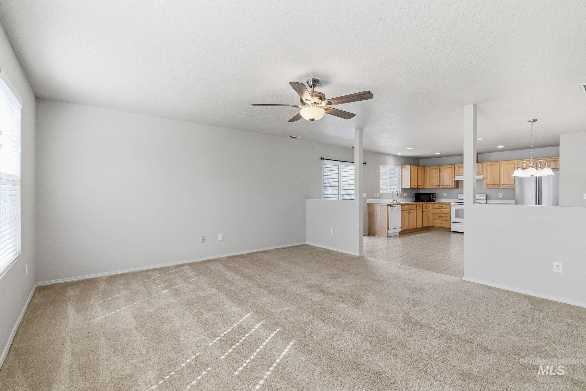 6613 S Covewood Way, Boise, Idaho 83709, 3 Bedrooms, 2.5 Bathrooms, Residential For Sale, Price $435,000, 98978809