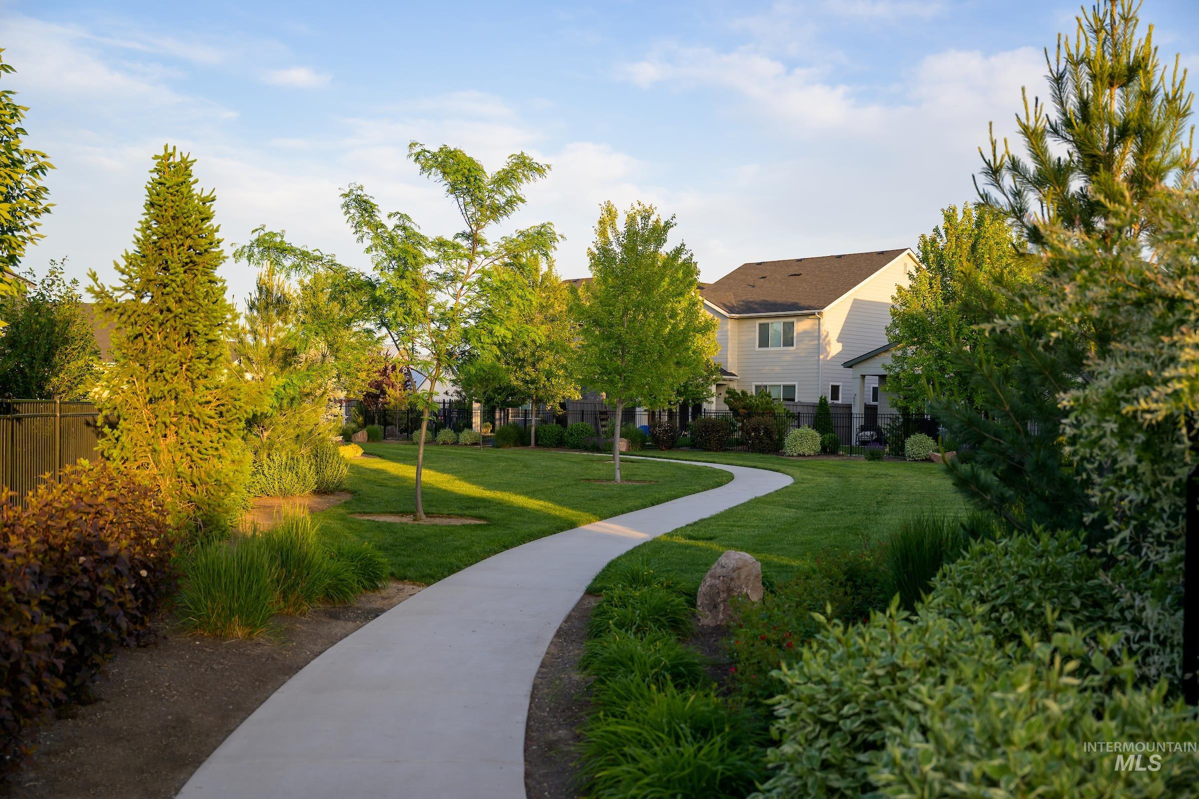 18139 Cinder Brook Ave, Nampa, Idaho 83687, 3 Bedrooms, 2.5 Bathrooms, Residential For Sale, Price $449,900, 98978811
