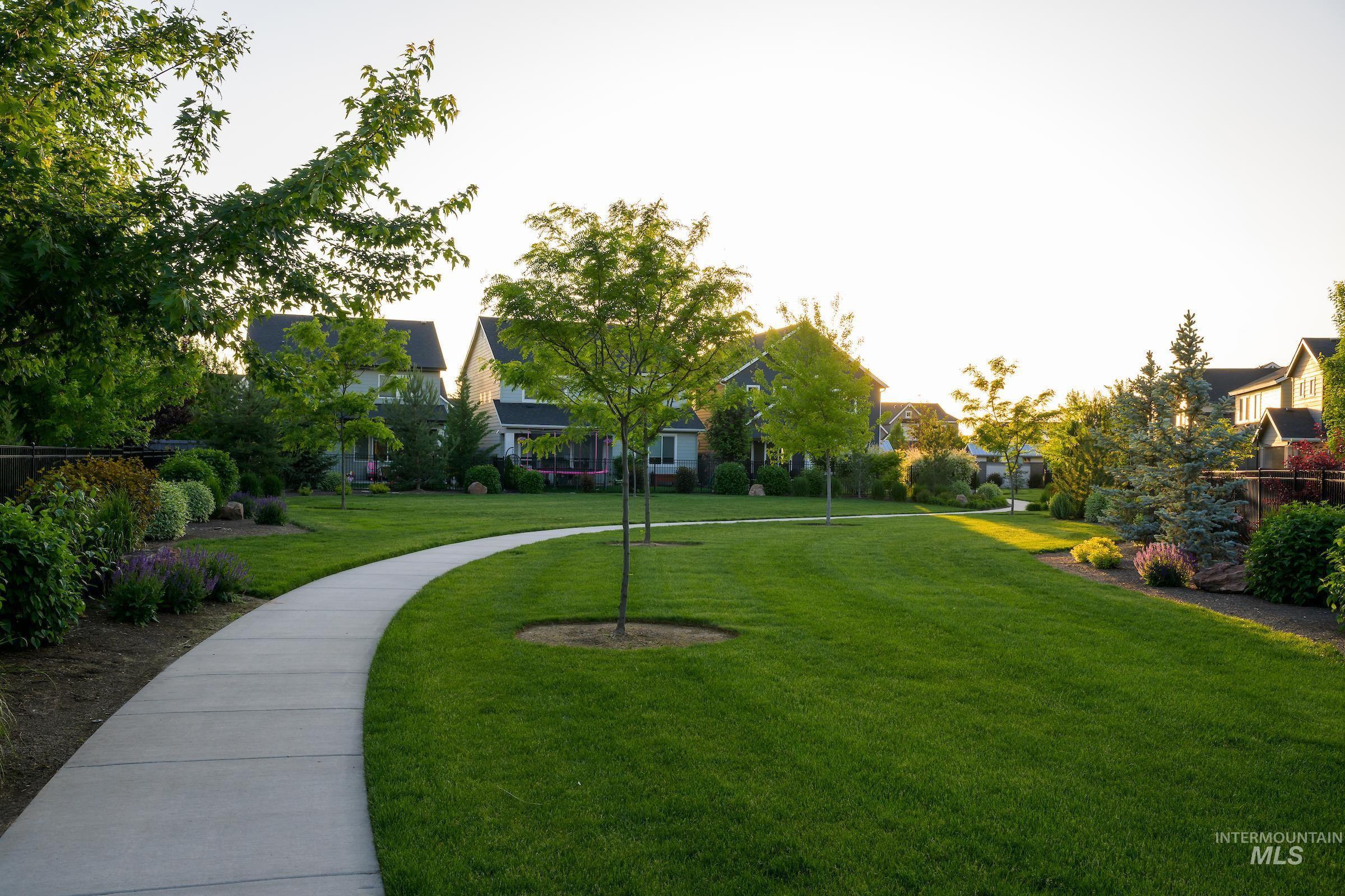 18139 Cinder Brook Ave, Nampa, Idaho 83687, 3 Bedrooms, 2.5 Bathrooms, Residential For Sale, Price $449,900, 98978811