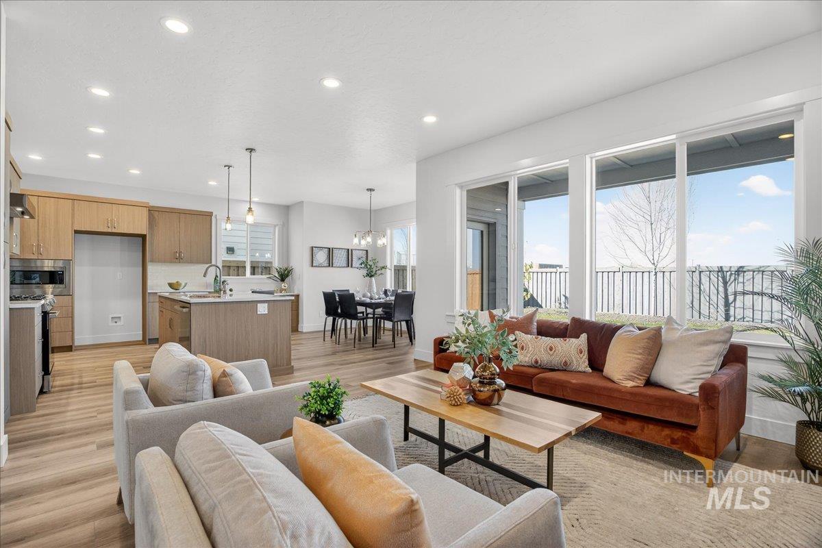18139 Cinder Brook Ave, Nampa, Idaho 83687, 3 Bedrooms, 2.5 Bathrooms, Residential For Sale, Price $449,900,MLS 98978811