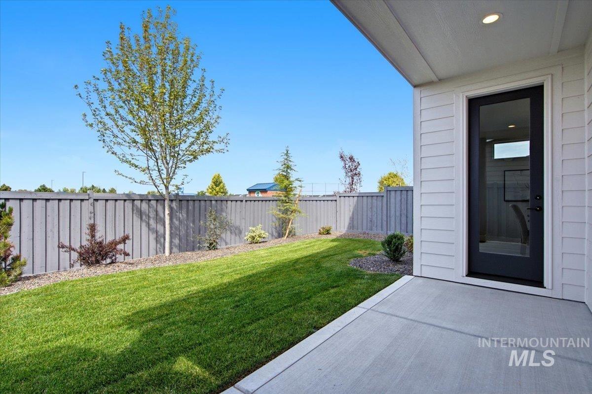 18109 Cinder Brook Ave, Nampa, Idaho 83687, 3 Bedrooms, 2.5 Bathrooms, Residential For Sale, Price $482,700,MLS 98978814
