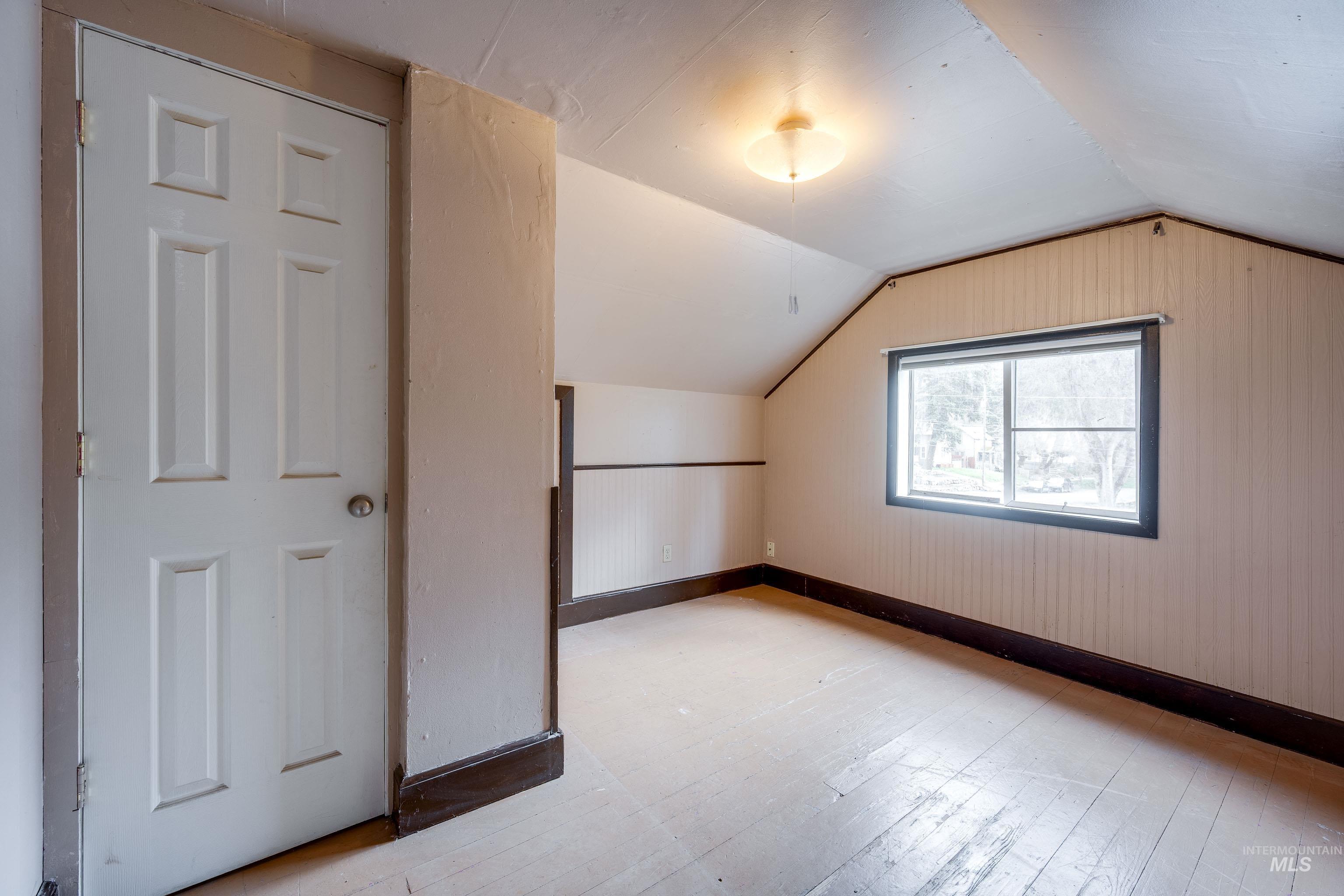 415 S Pine St, Troy, Idaho 83871-0000, 5 Bedrooms, 2 Bathrooms, Residential For Sale, Price $245,000, 98978819